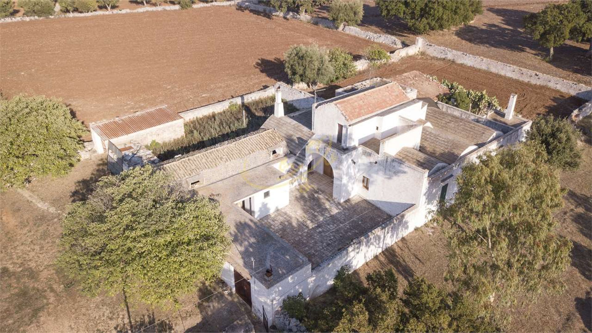 Tierra en Conversano, Apulia 12318905