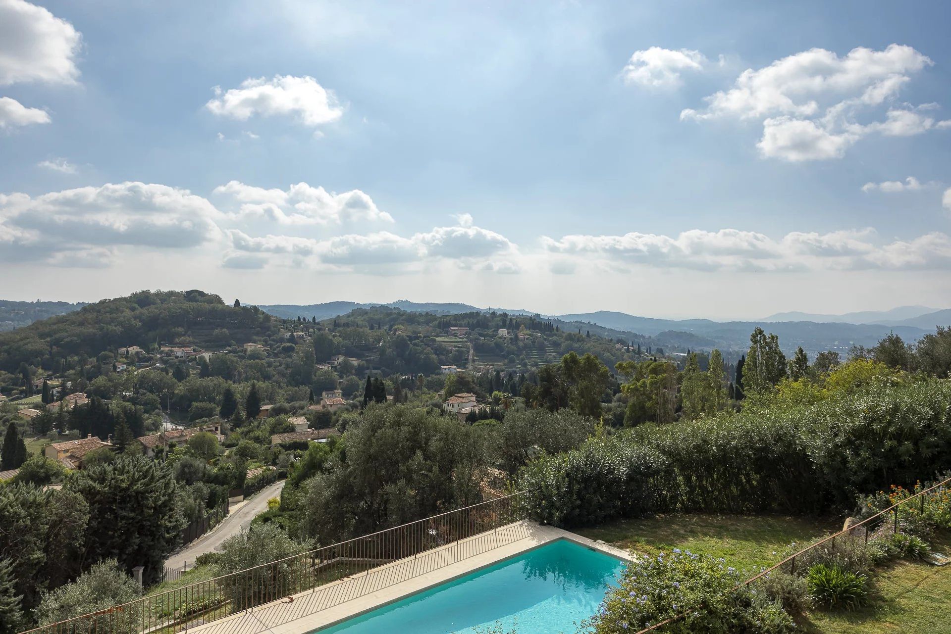 casa no Magagnosc, Provence-Alpes-Cote d'Azur 12321629