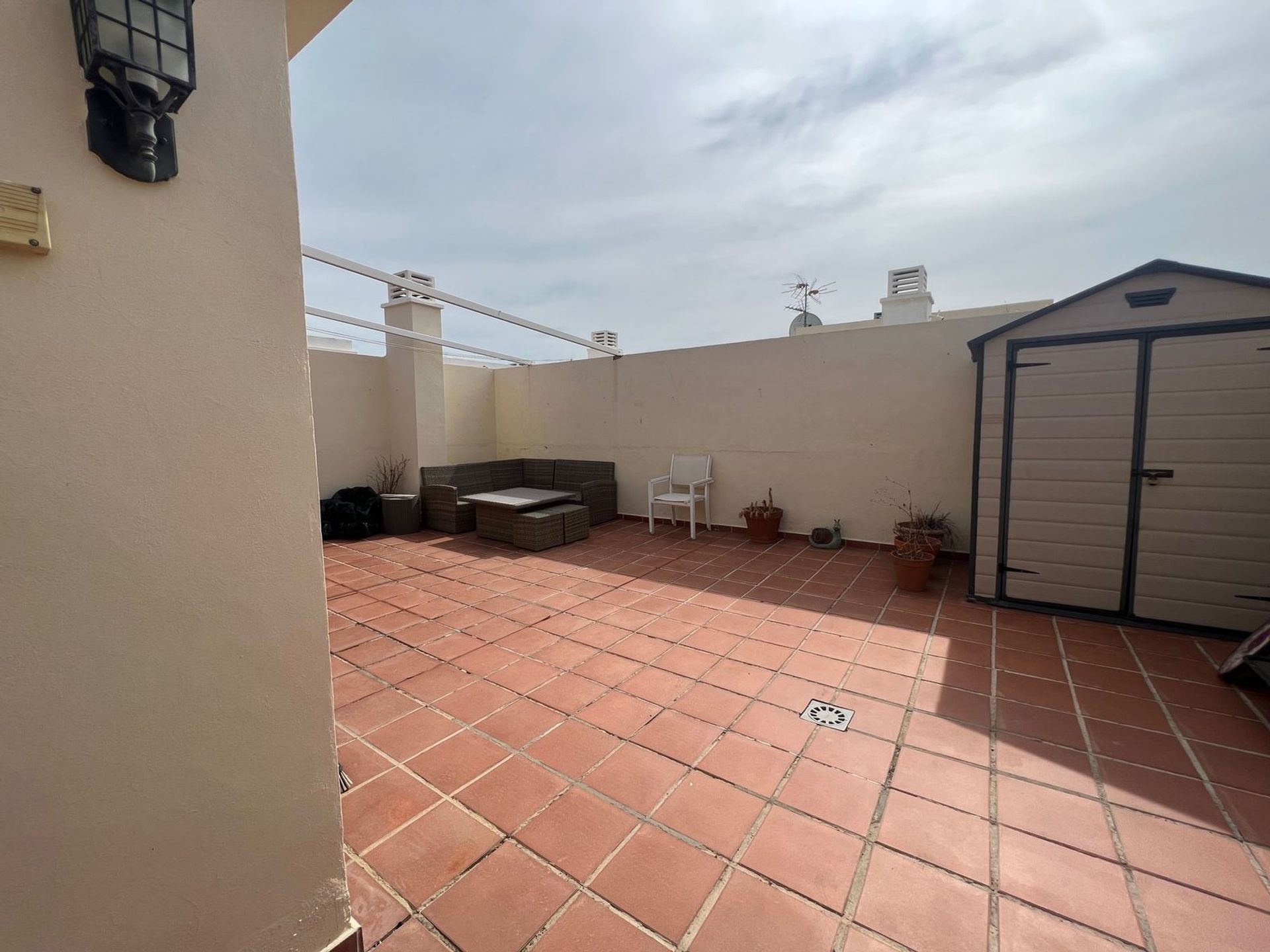 rumah dalam Estepona, Andalucía 12323379