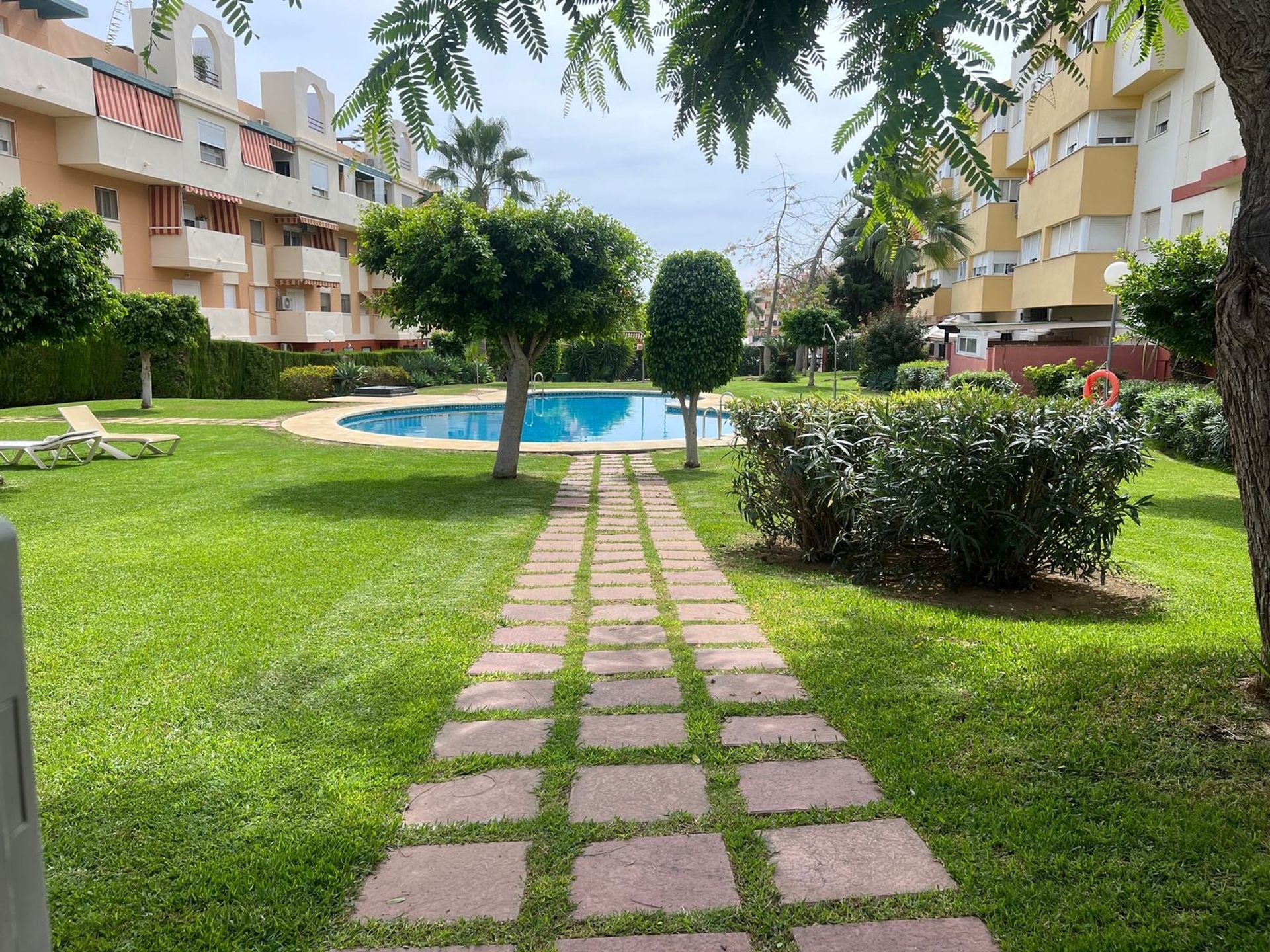 rumah dalam Estepona, Andalucía 12323379