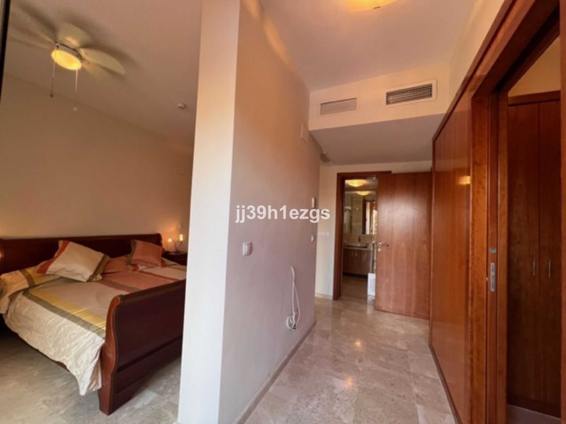 Condominio nel Alhaurín de la Torre, Andalusia 12323488