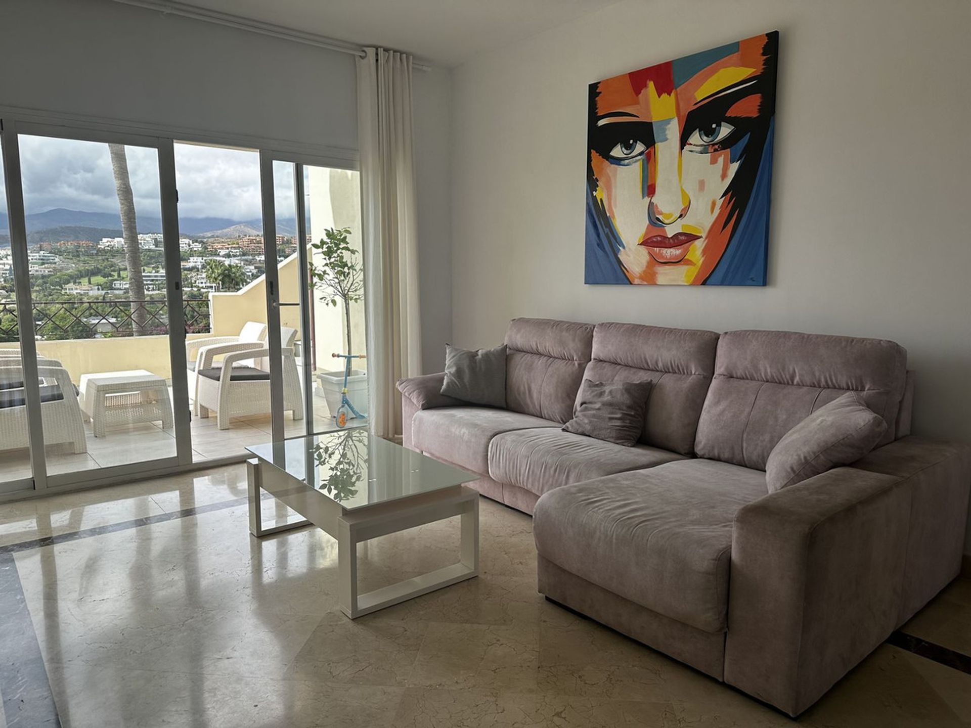 Condominium in Benahavís, Andalucía 12323554