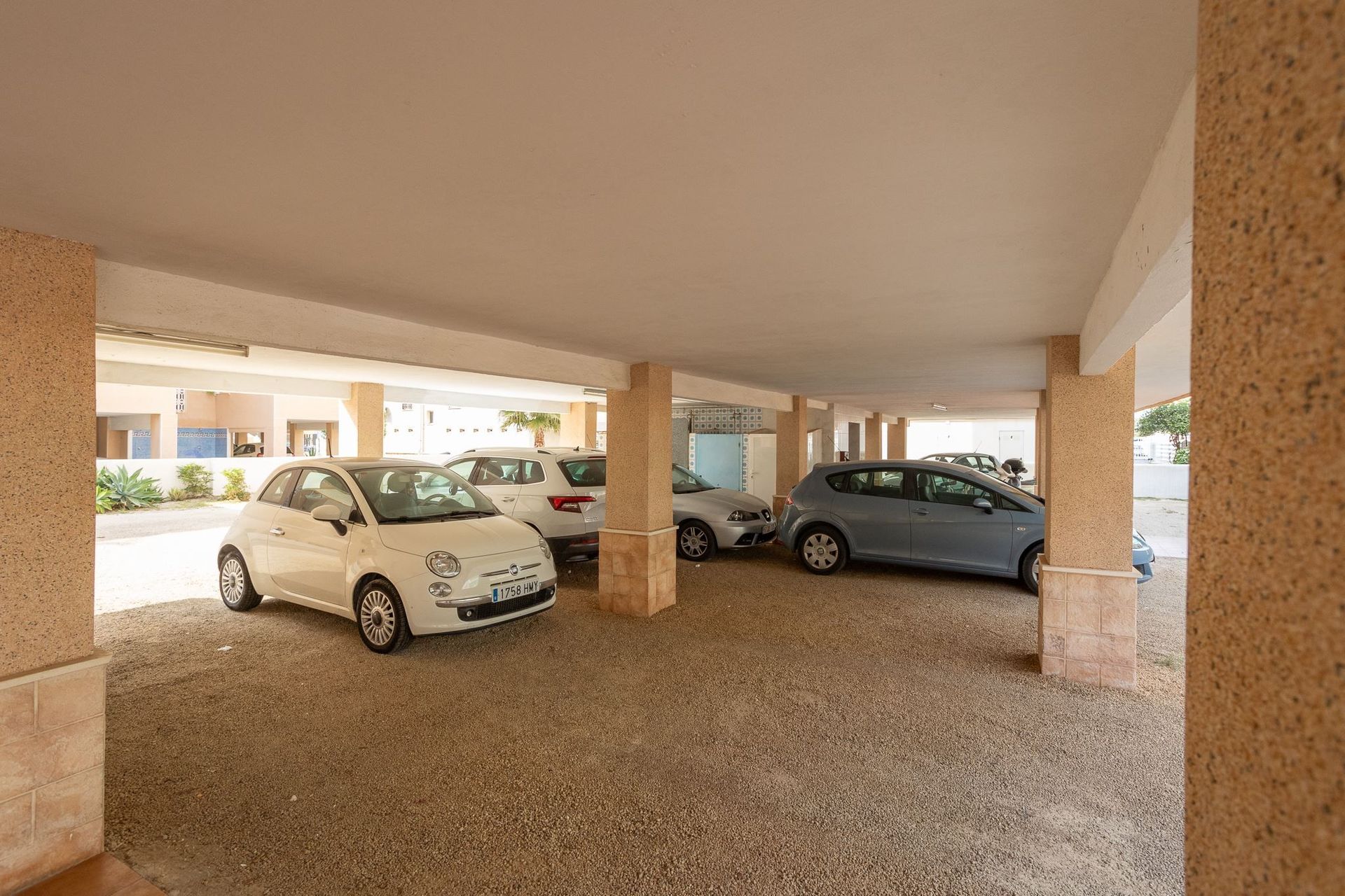 Condominium in Alicante, Valencian Community 12324080