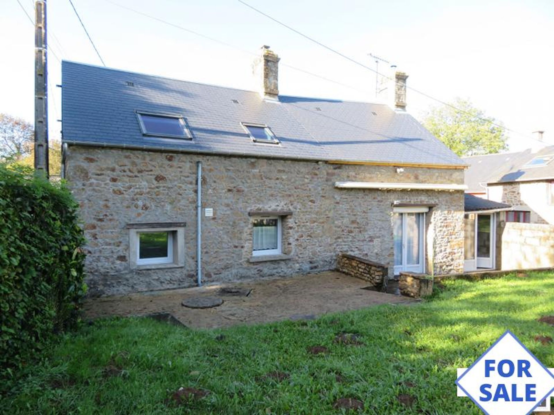 Hus i Ciral, Normandie 12324341