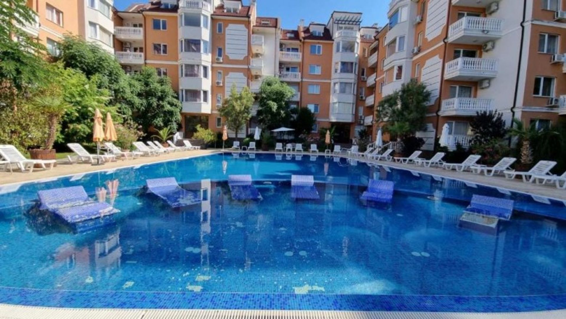 Condominio nel Nesebar, Burgas 12324353