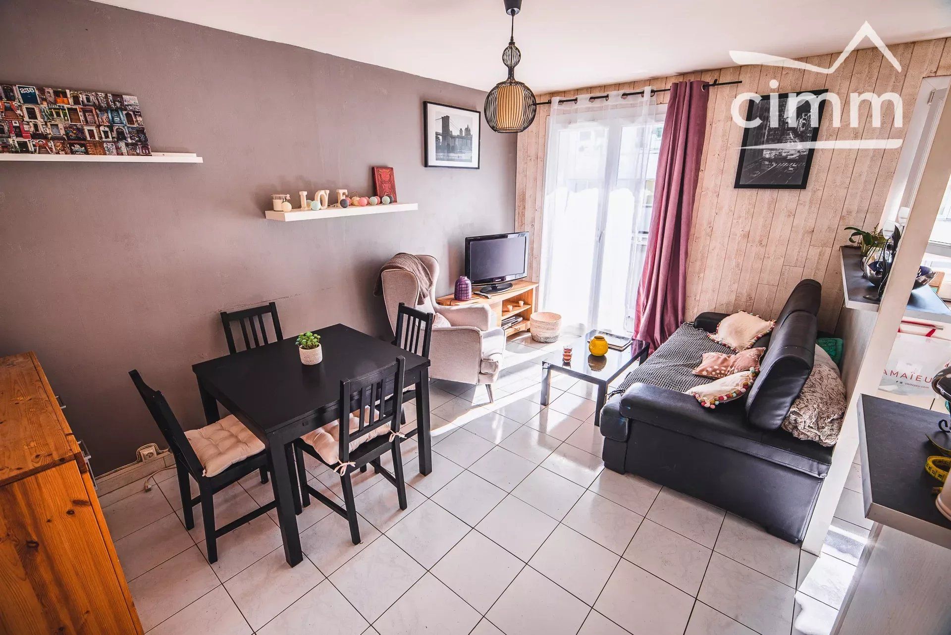 Osakehuoneisto sisään Grenoble, Auvergne-Rhône-Alpes 12324368