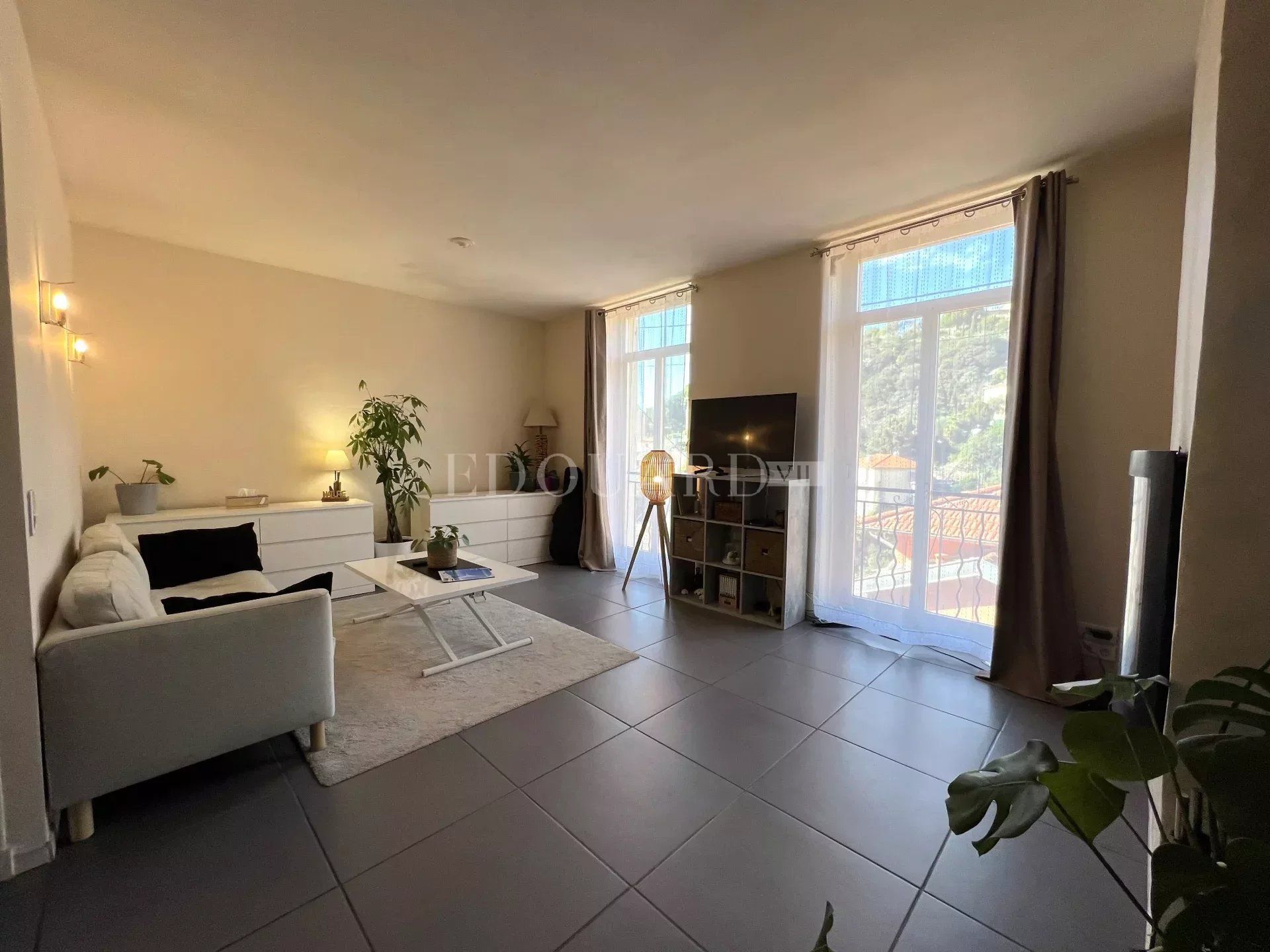 Condominium in Menton, Provence-Alpes-Cote d'Azur 12324369