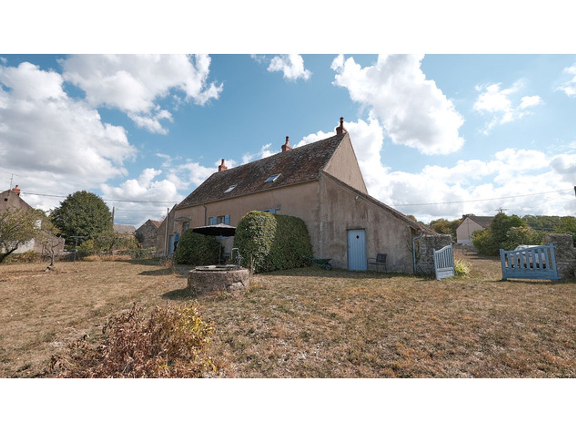 casa en Cervon, Bourgogne-Franche-Comté 12325081