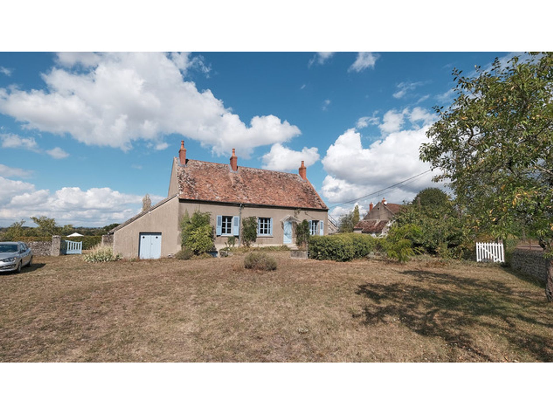 casa en Cervon, Bourgogne-Franche-Comté 12325081