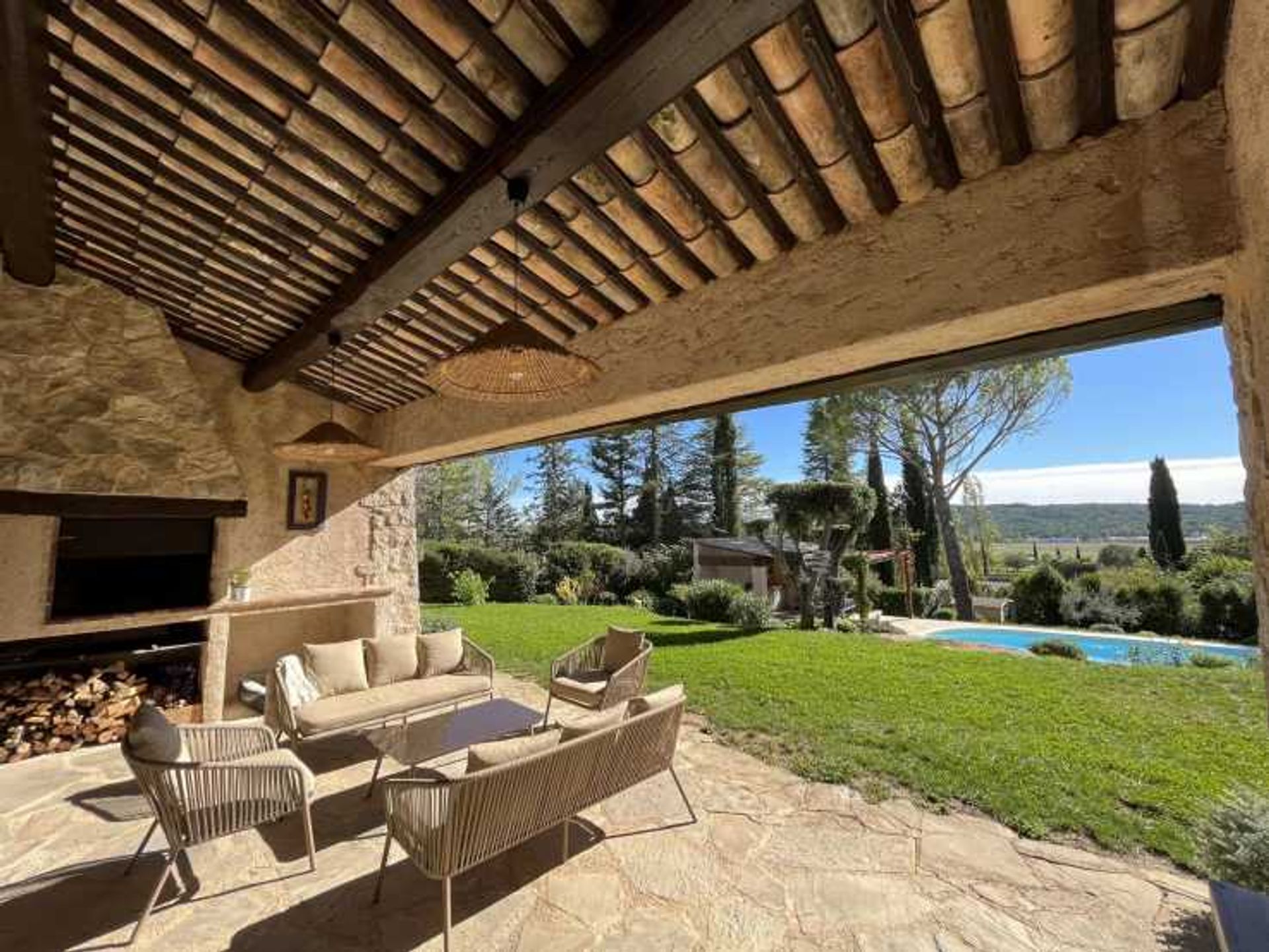 casa en Fayence, Provence-Alpes-Côte d'Azur 12325730