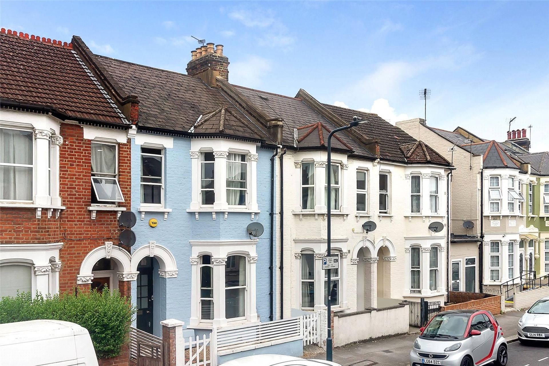 House in Willesden, Lechmere Road 12325898