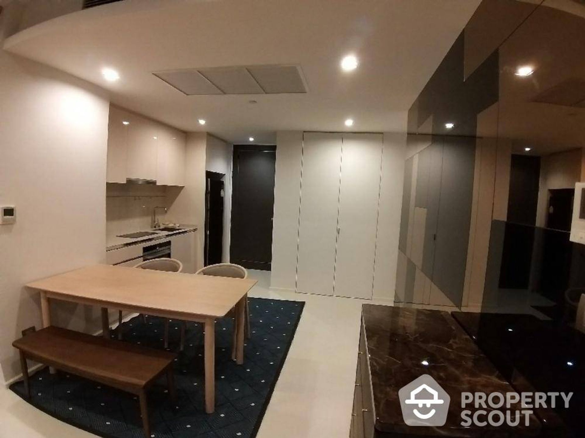 Kondominium dalam Sathon, Krung Thep Maha Nakhon 12326599