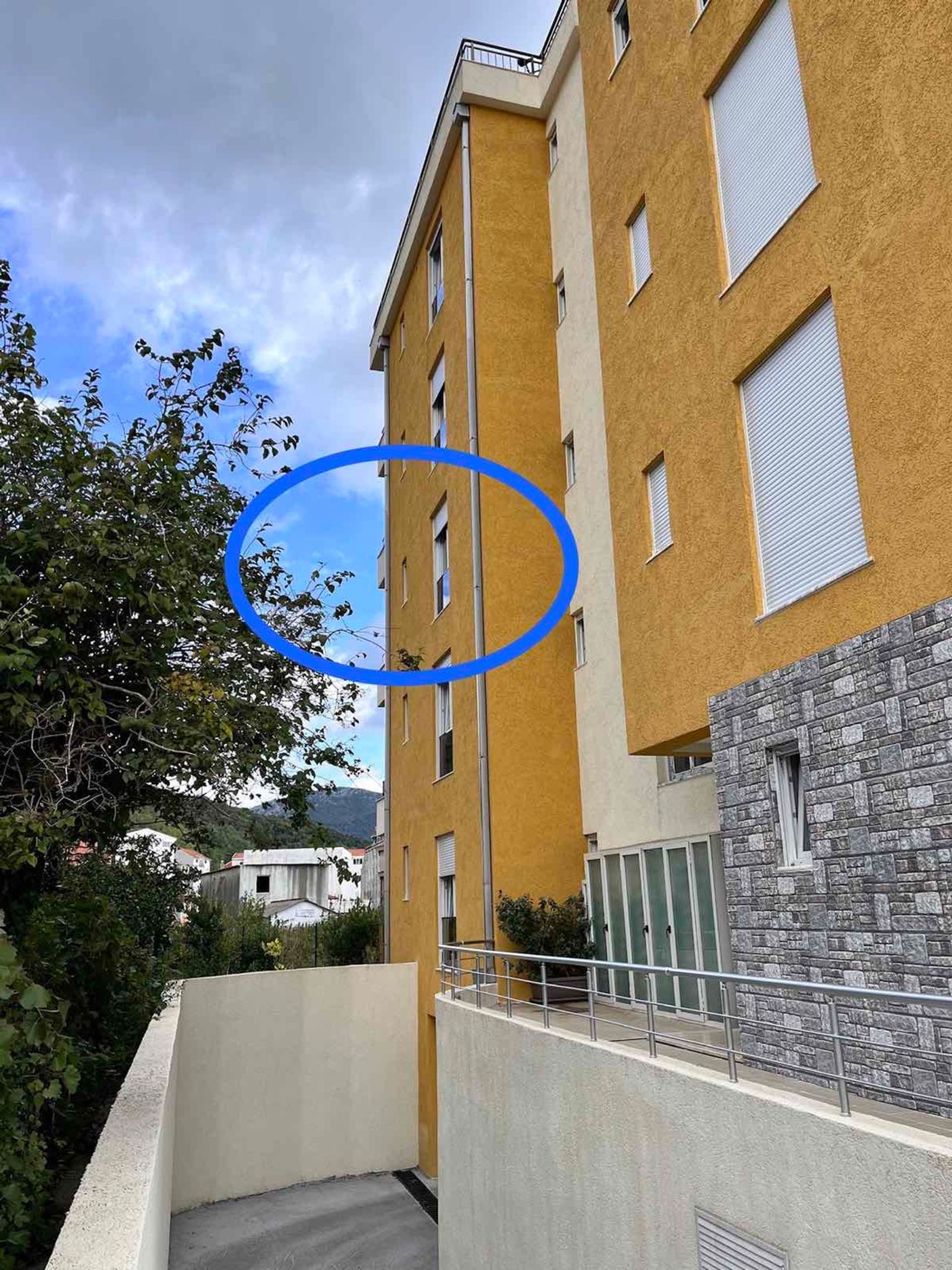 Osakehuoneisto sisään Herceg Novi, Herceg Novi Municipality 12326697