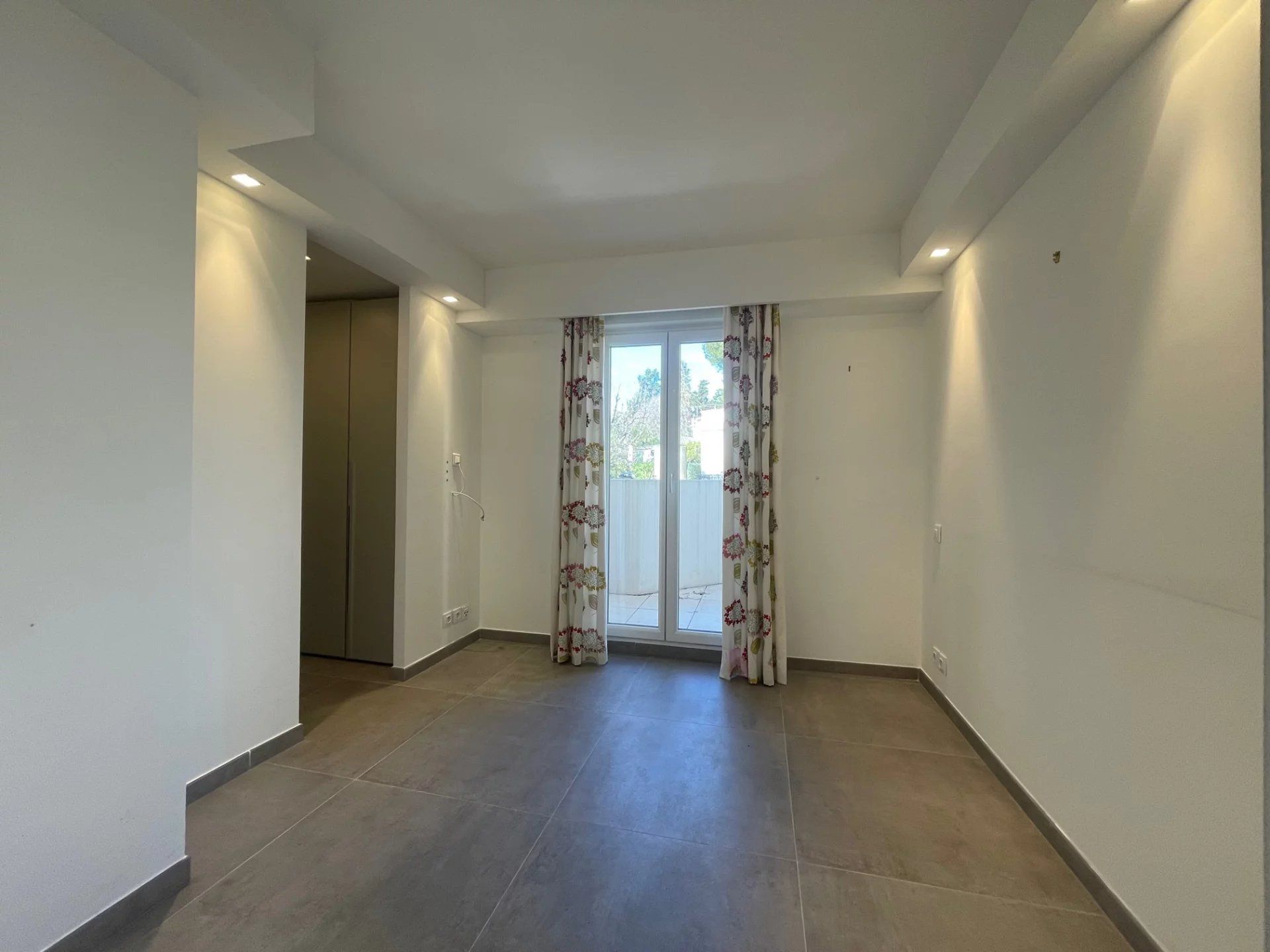 Condominium in Cannes, Alpes-Maritimes 12327191