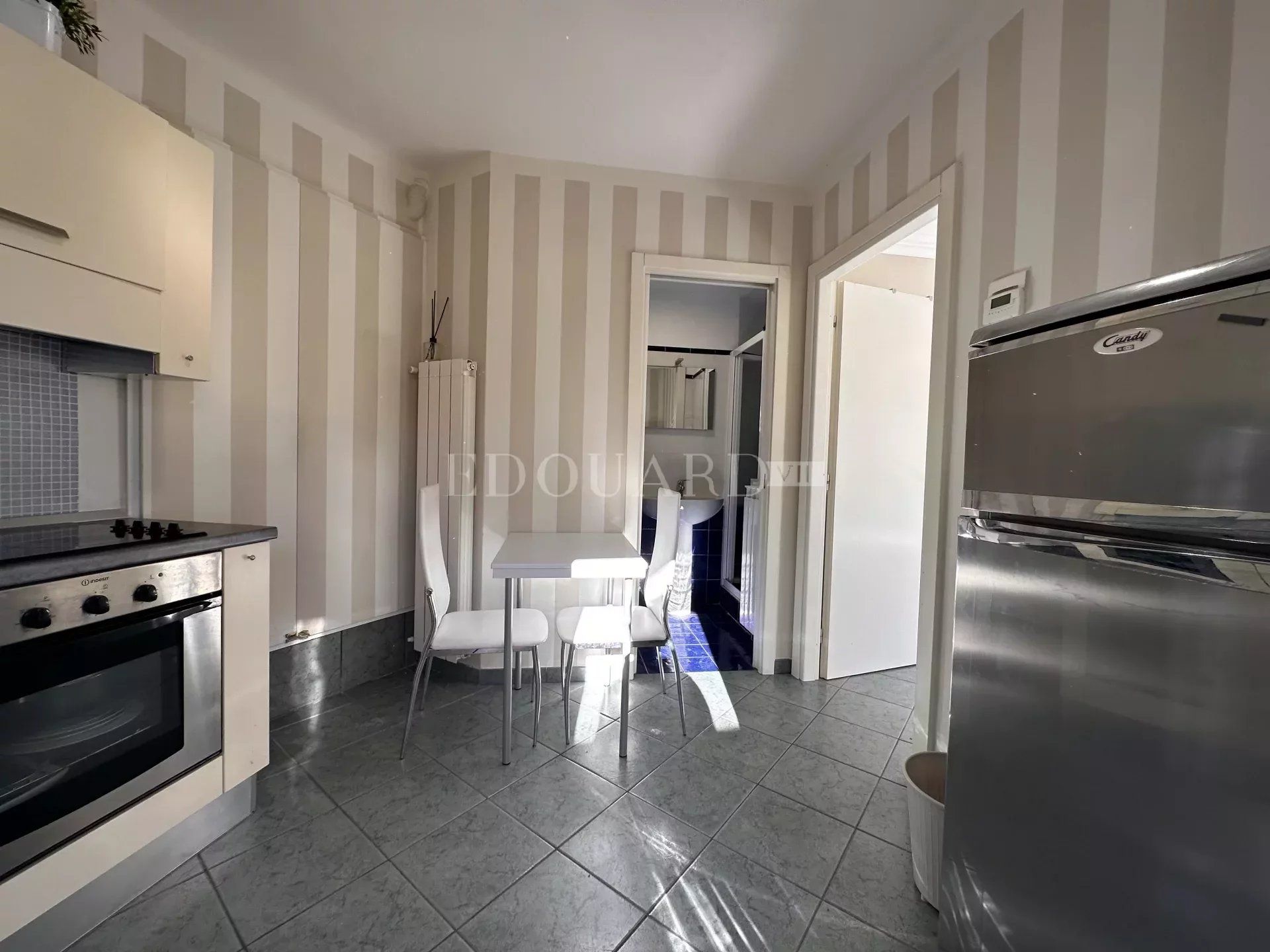 Condominium in Roquebrune-Cap-Martin, Alpes-Maritimes 12327229