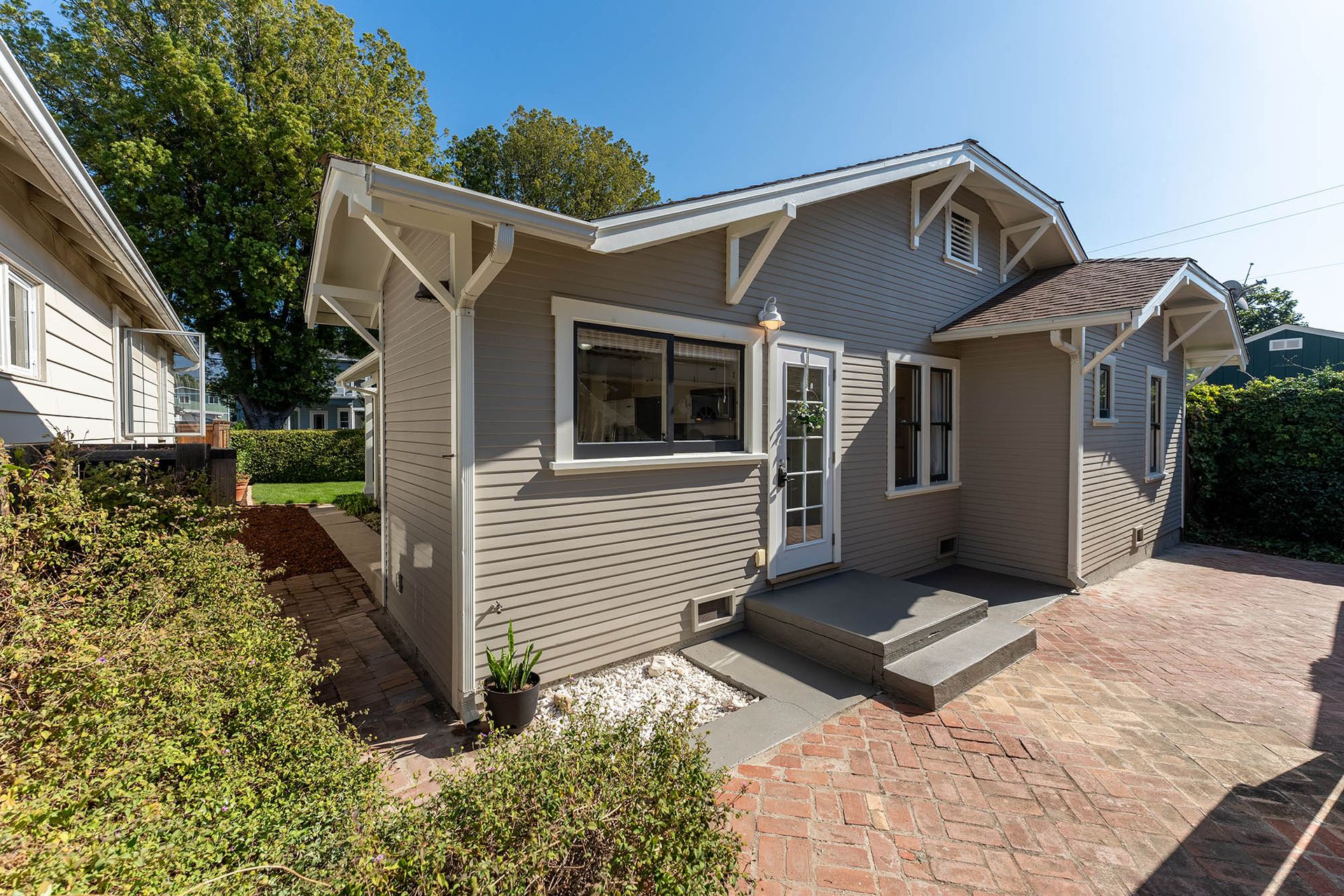 House in Santa Barbara, 2505 Castillo Street 12327412