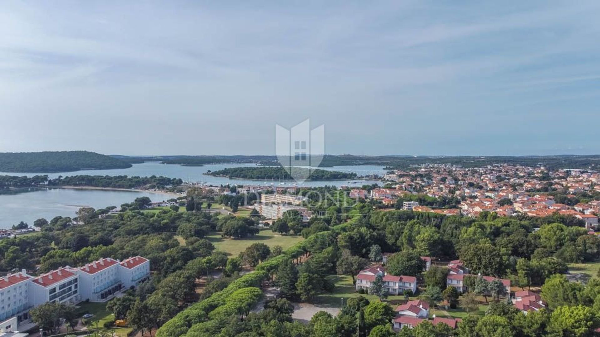 Condominio en Medulin, Istria County 12327670