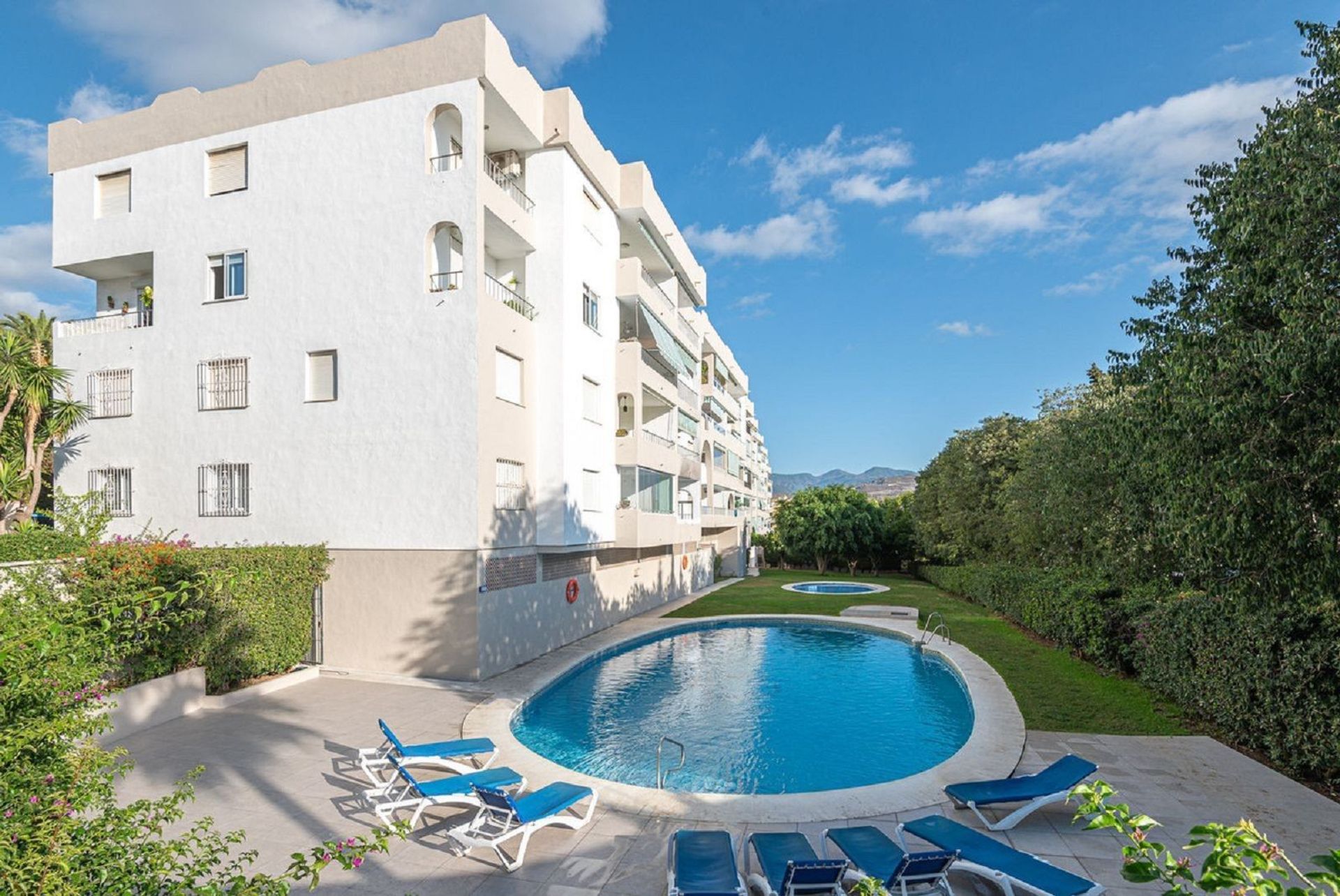 Condominium dans San Pedro de Alcántara, Andalousie 12328946