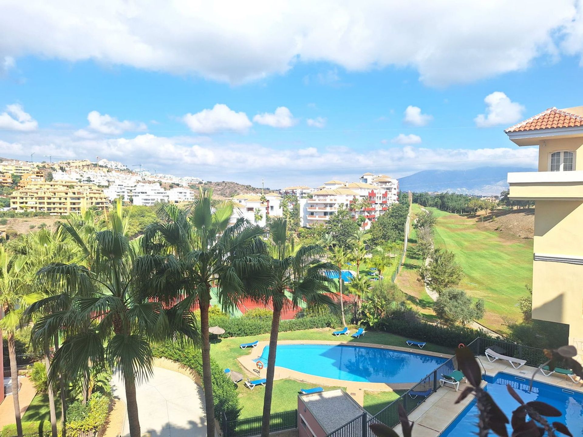 Condominium dans Fuengirola, Andalousie 12329010