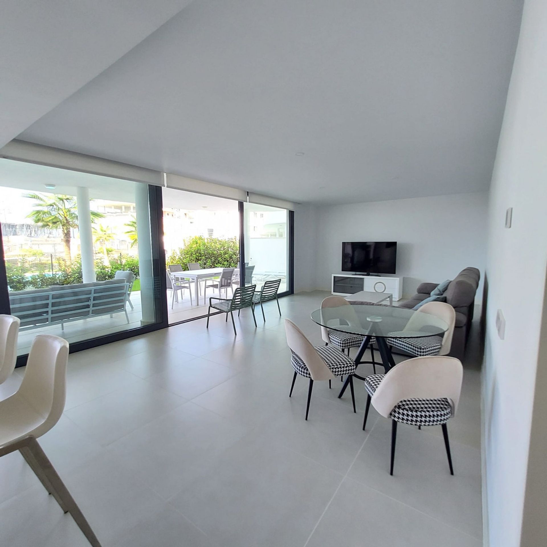 Condominium in Fuengirola, Andalusia 12329051