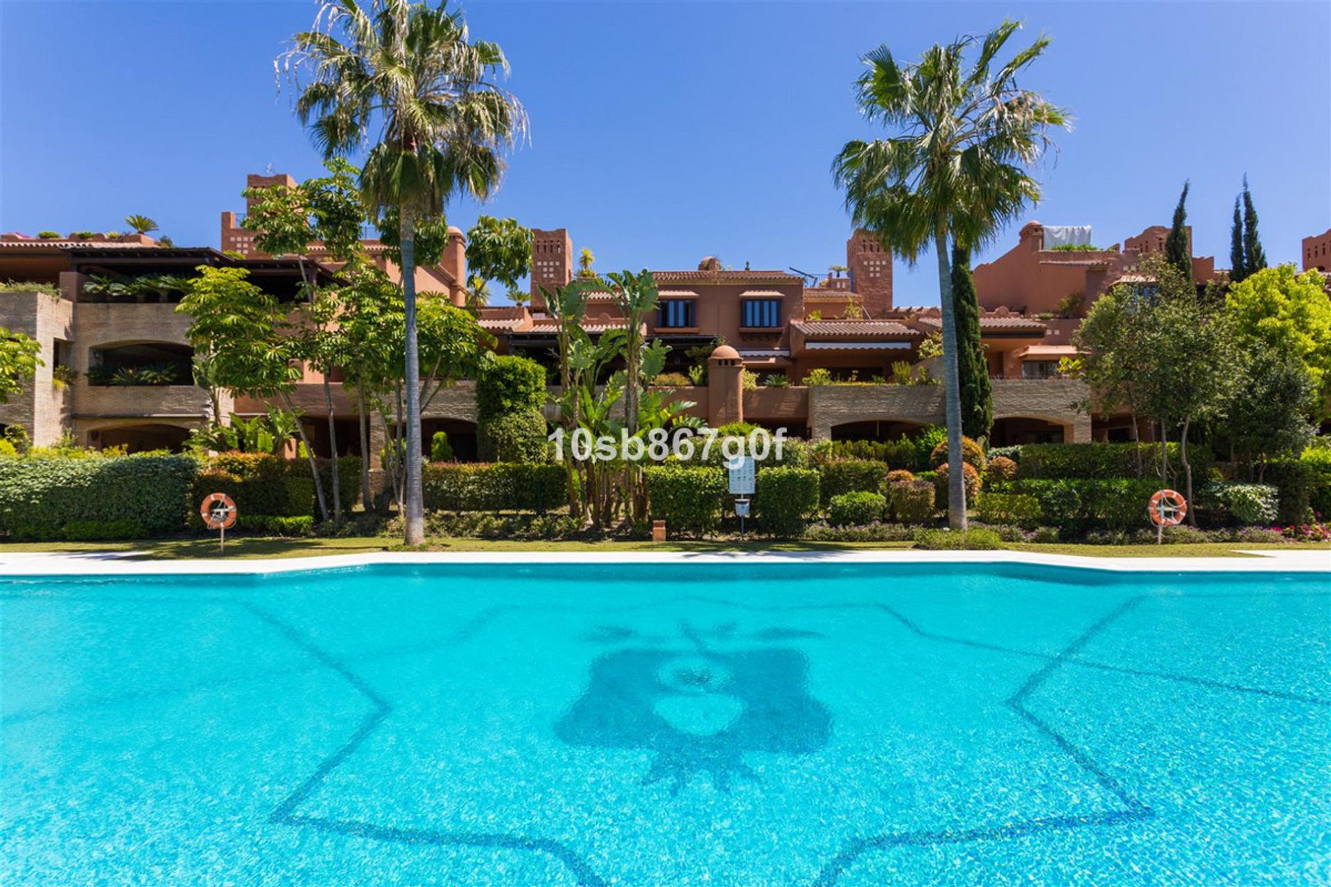 Condominium dans San Pedro de Alcántara, Andalousie 12329119