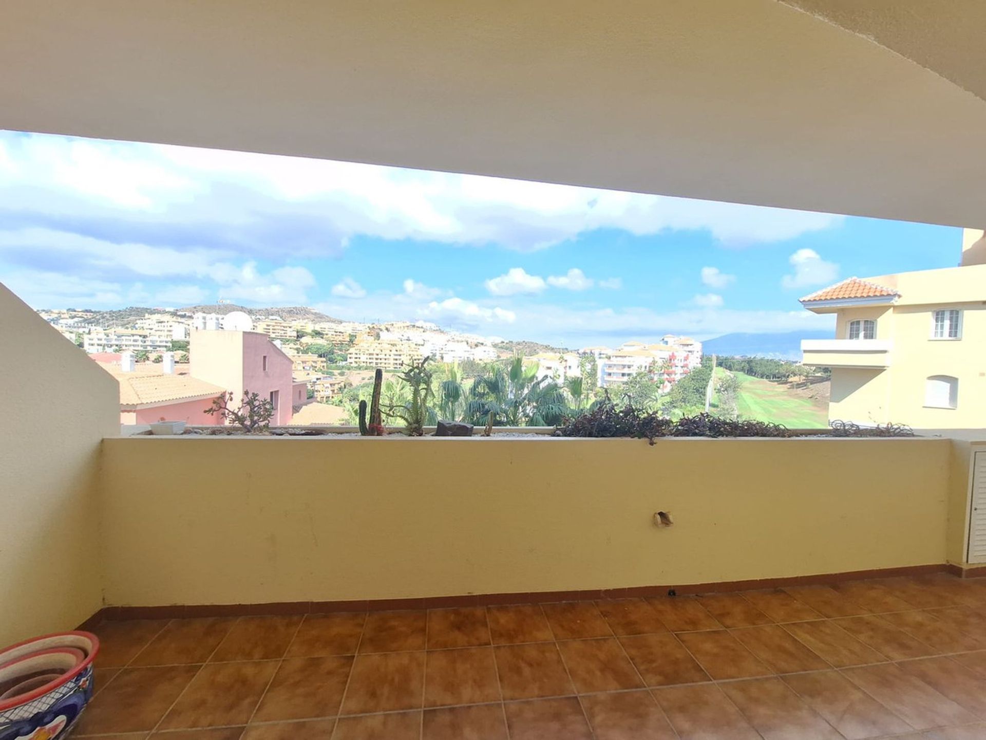 Condominio en Fuengirola, Andalucía 12329212