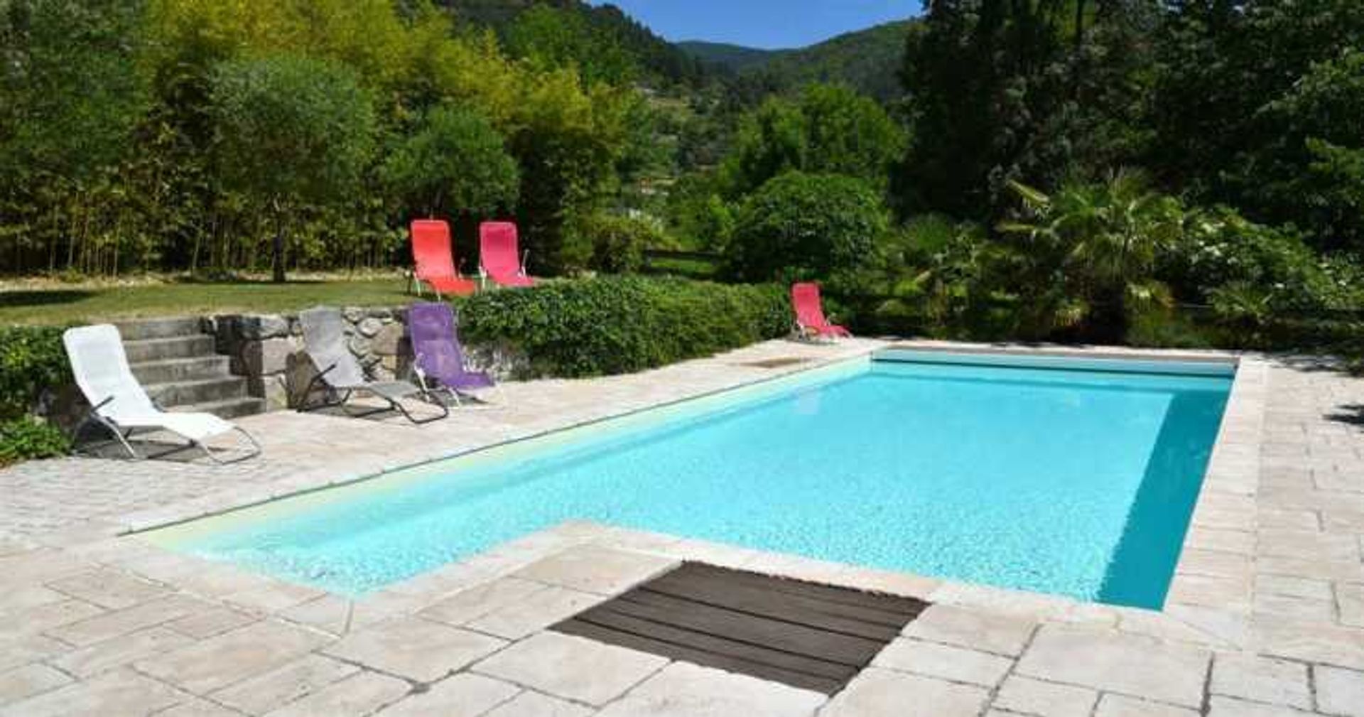 بيت في Vals-les-Bains, Auvergne-Rhône-Alpes 12329757