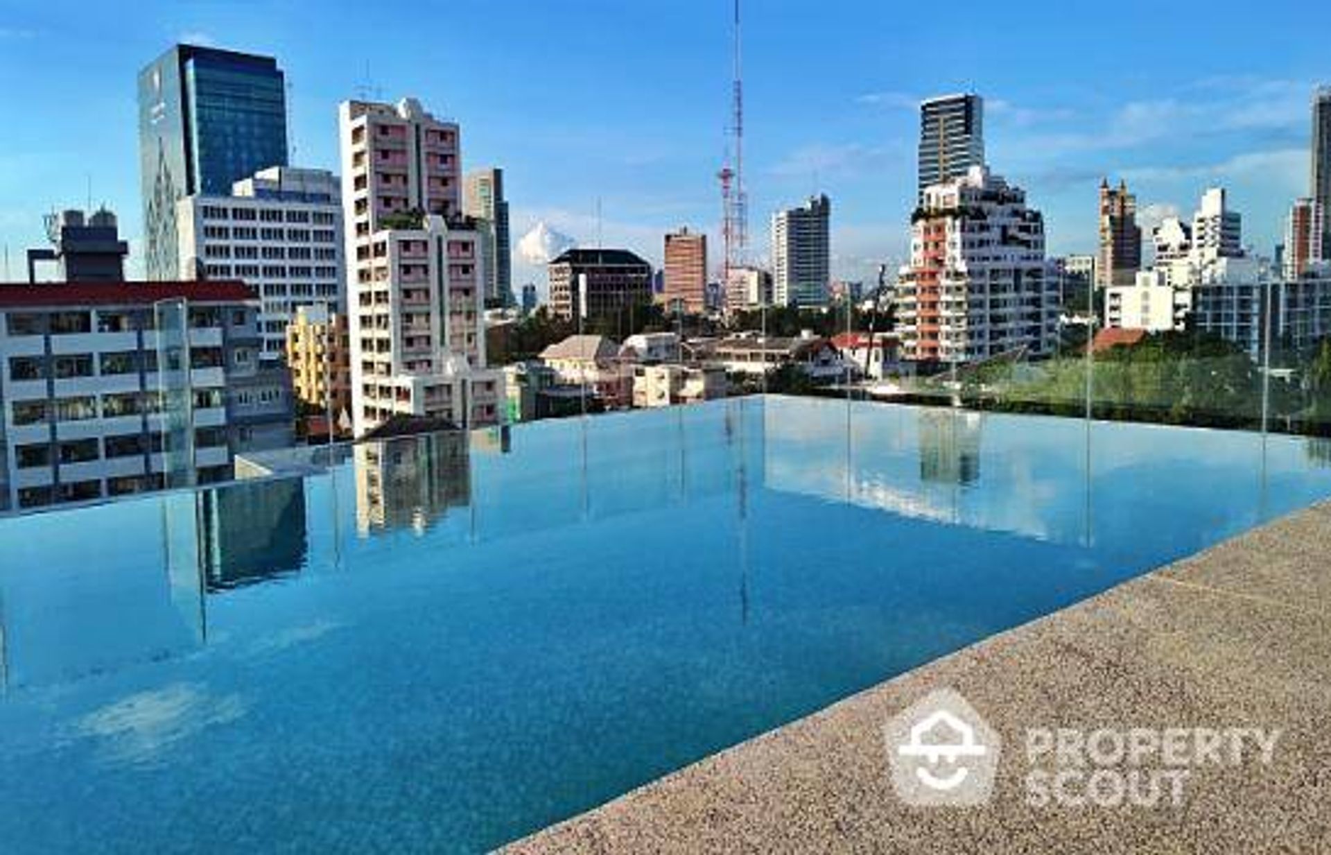 Condominium in , Krung Thep Maha Nakhon 12330914