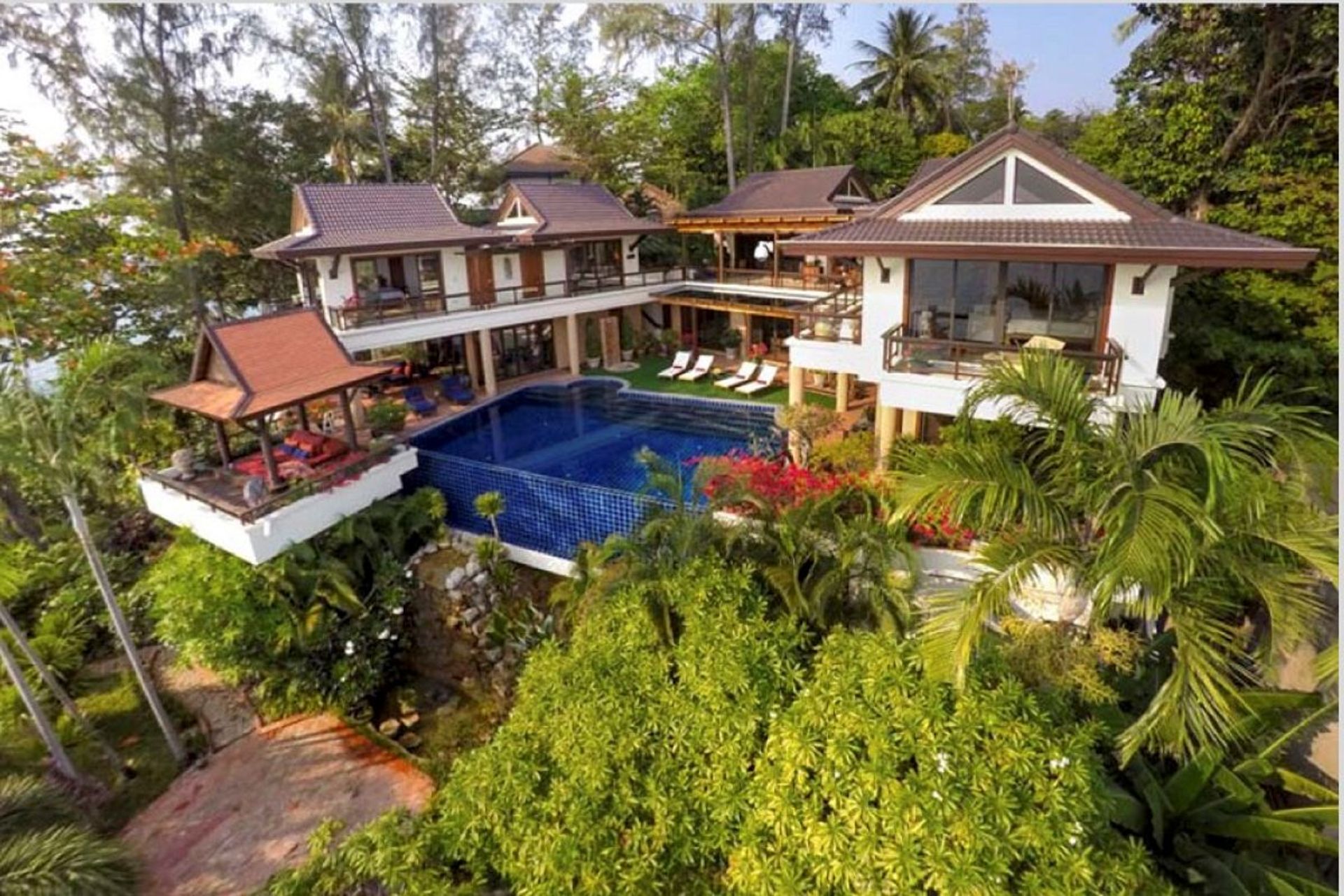 Haus im Ban Kata, Phuket 12333366