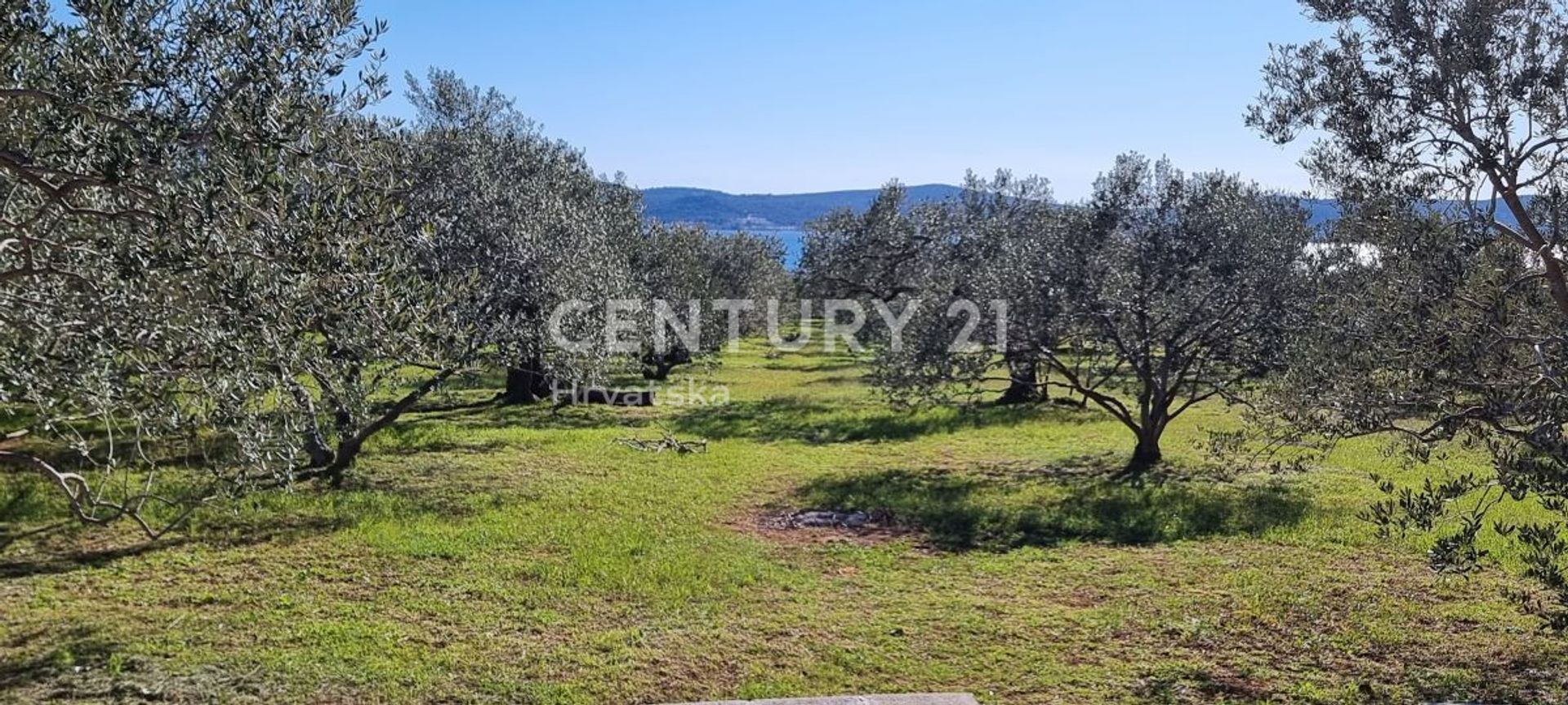 Land in Biograd na Moru, Zadar County 12335319