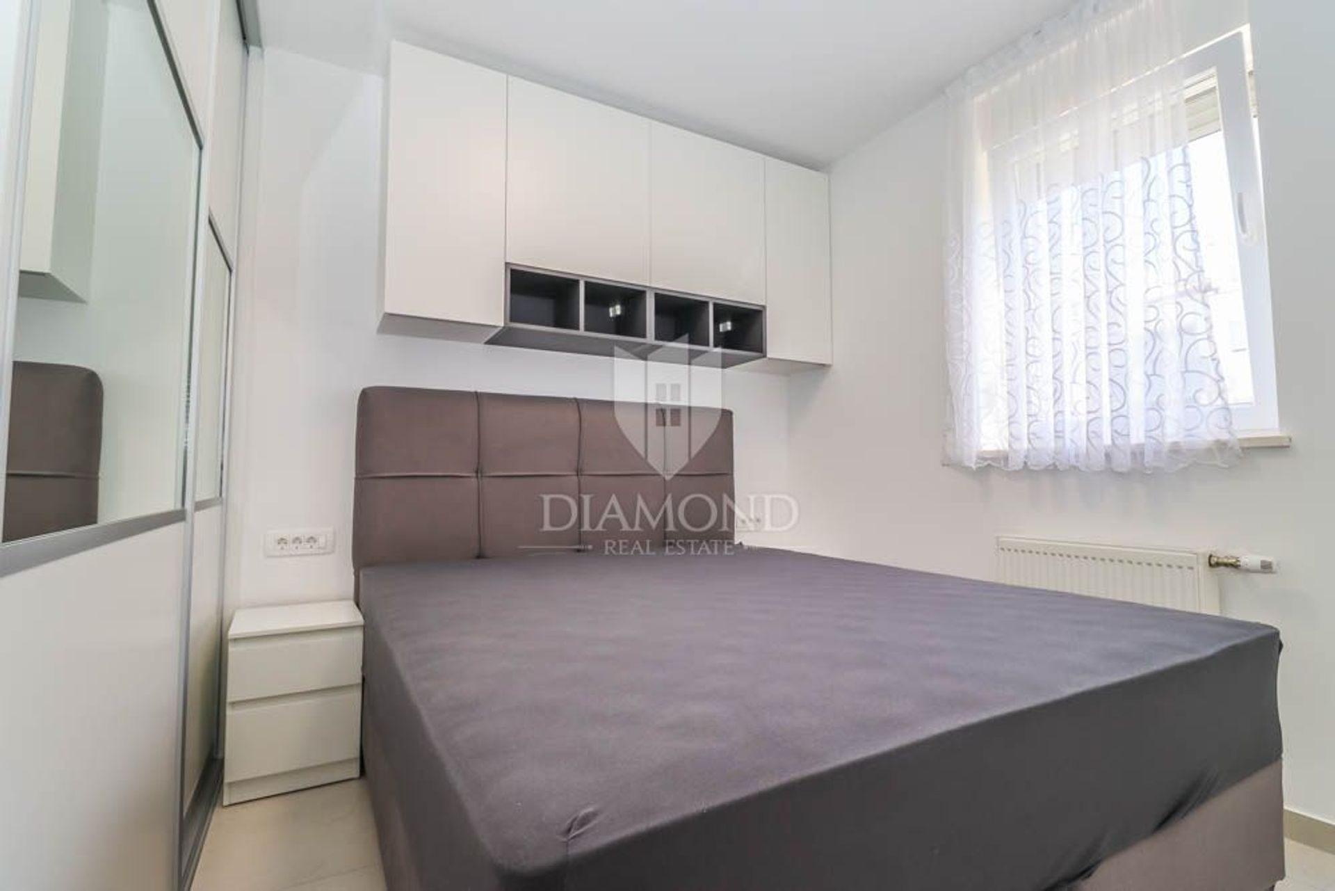 Condominio en Pula, Istarska županija 12335506