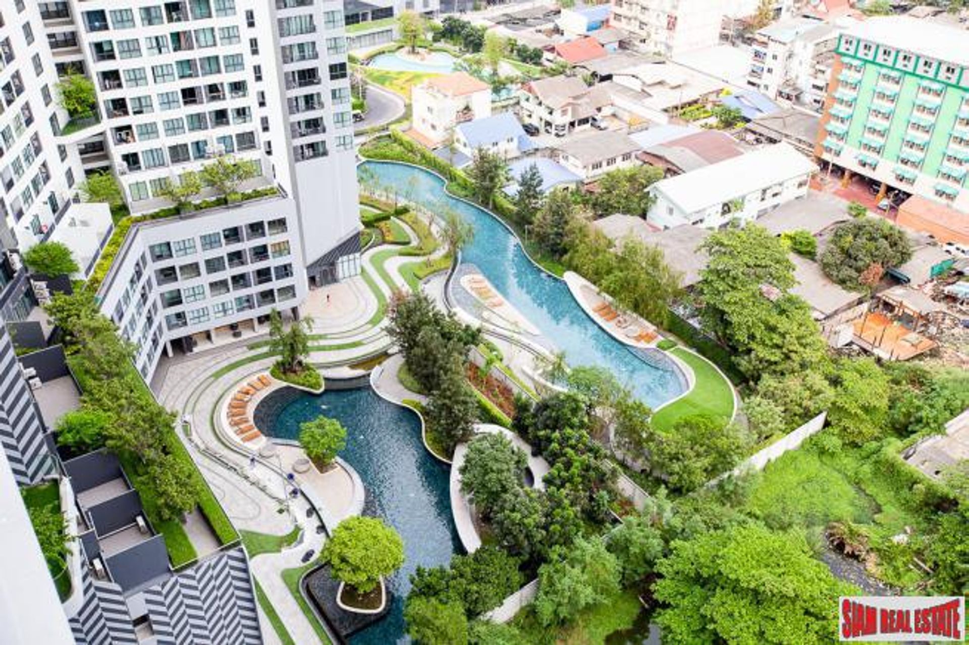 Condominio nel Divieto di Khlong Samrong, Samut Prakan 12336855