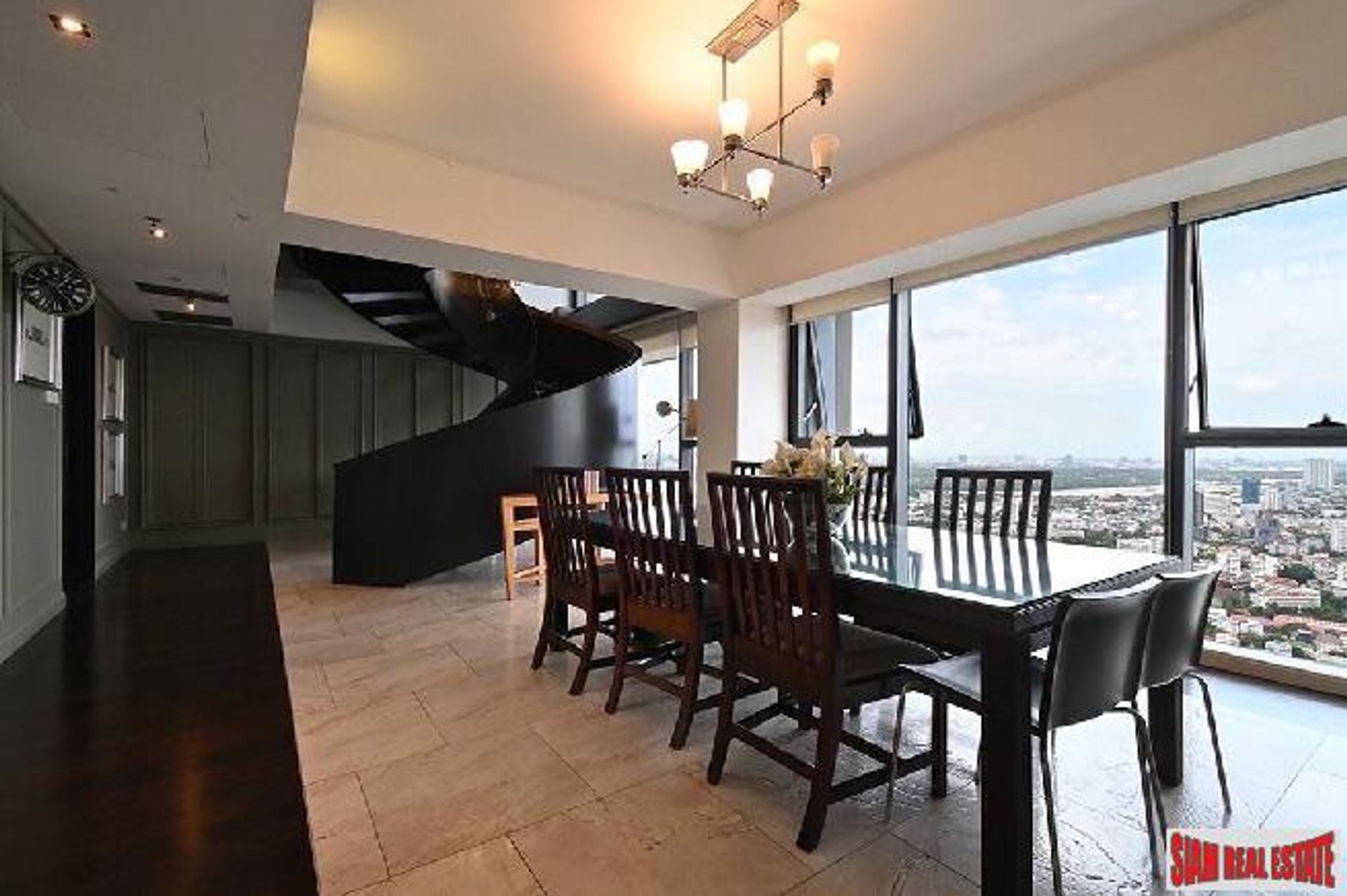 Condominio en satón, Krung Thep Maha Nakhon 12336869