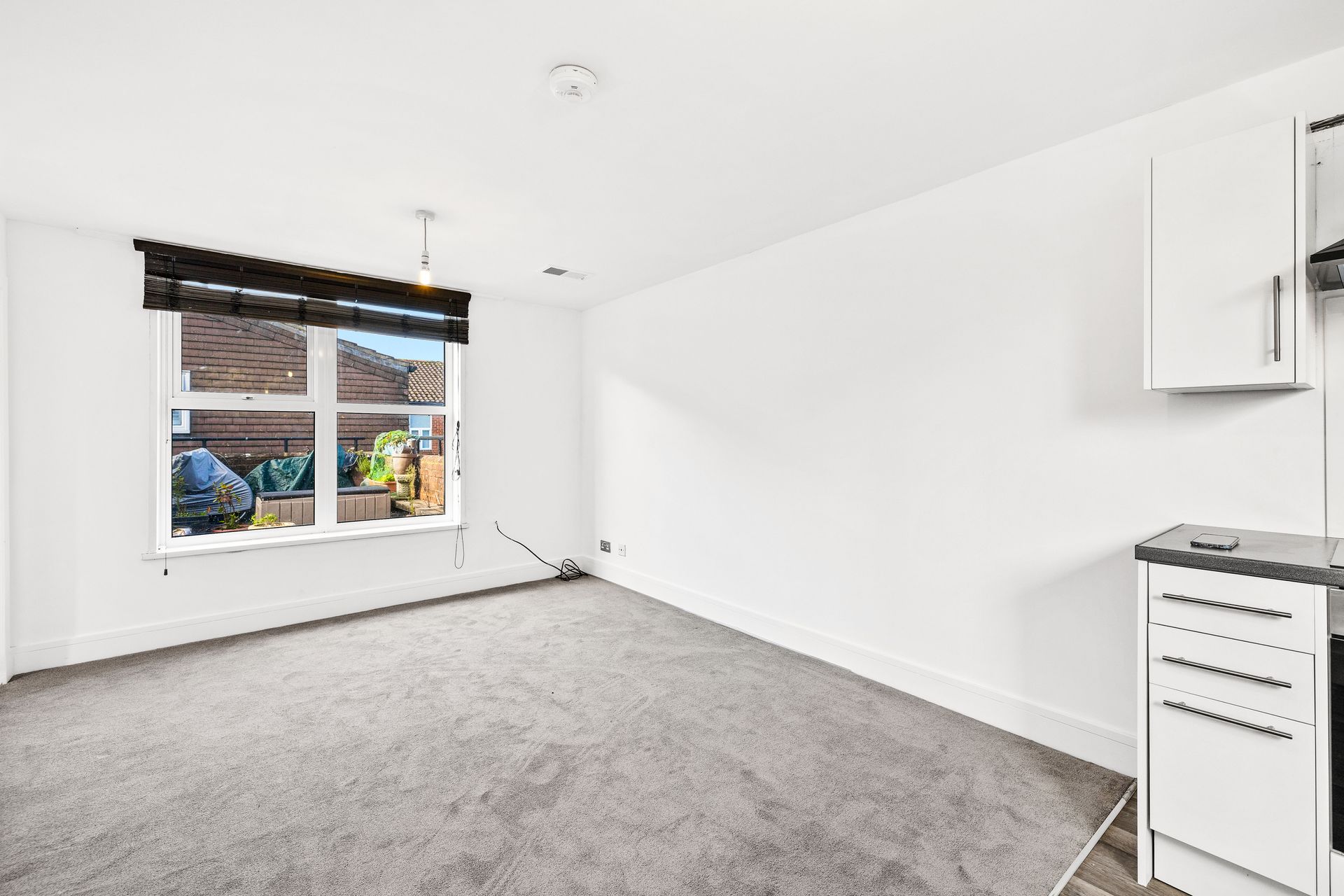 Condominium in Horley, Surrey 12337279