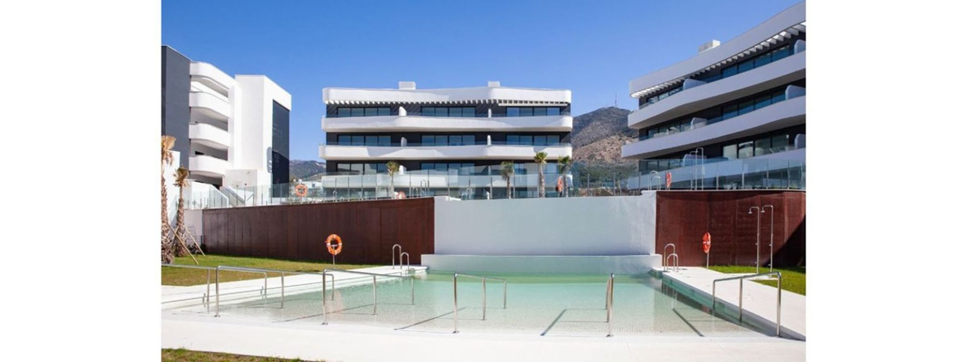 Condominium in Fuengirola, Andalusia 12337348