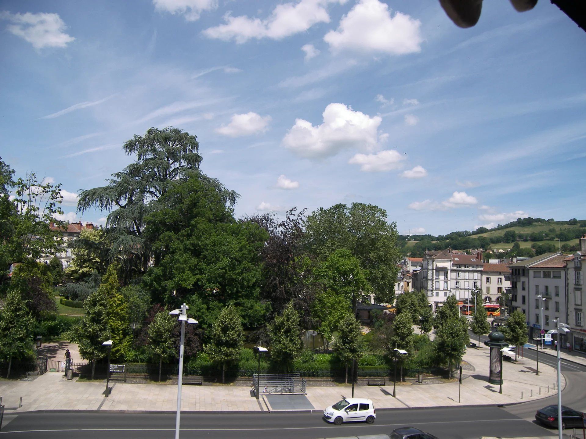 Condomínio no Aurillac, Auvergne-Rhone-Alpes 12338296