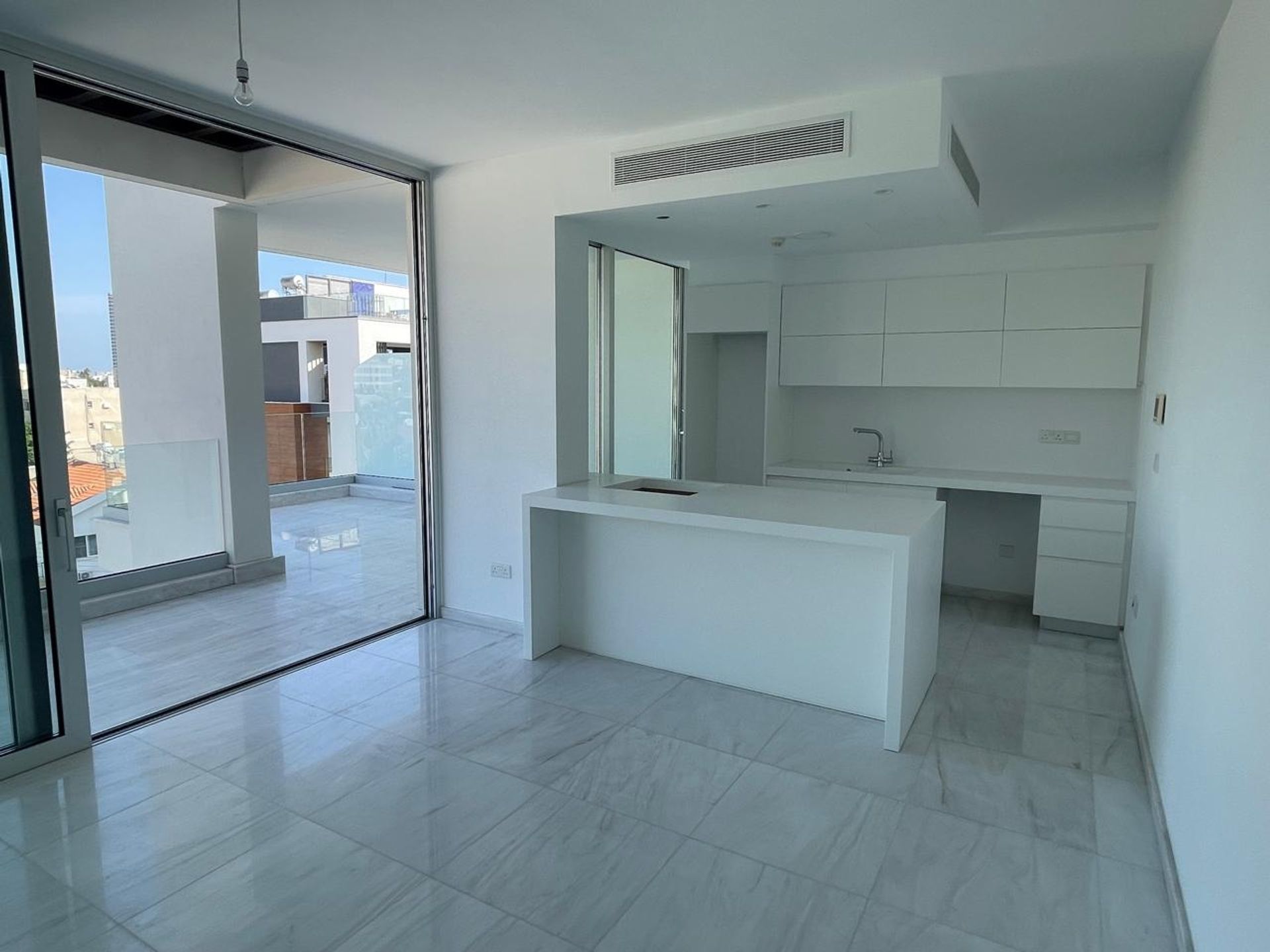 Condominium in Germasogeia, Lemesos 12338966