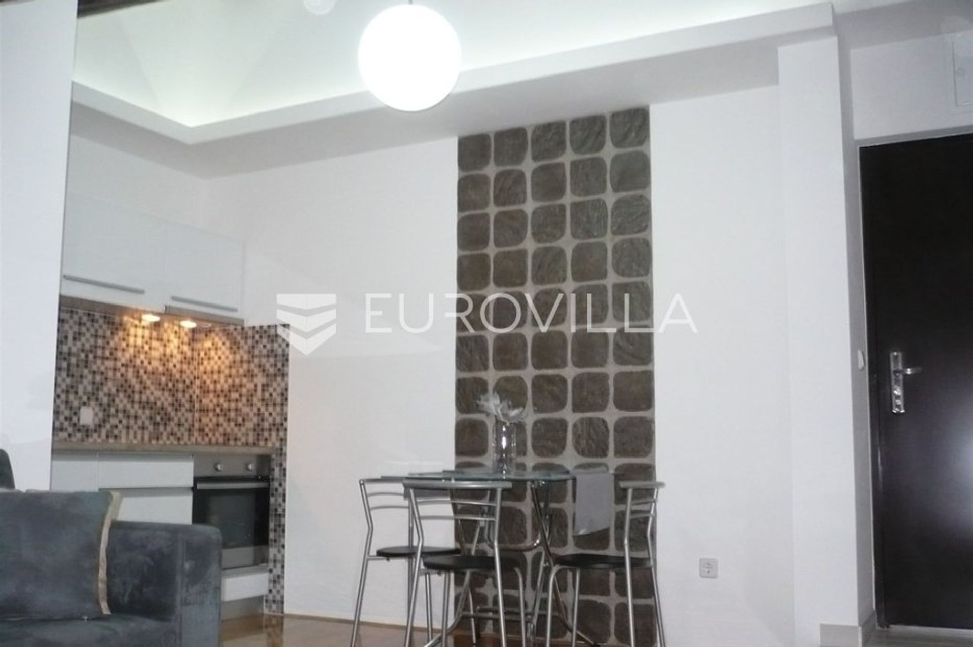 Condominio en Zagreb, Zagreb, Graduado 12338995