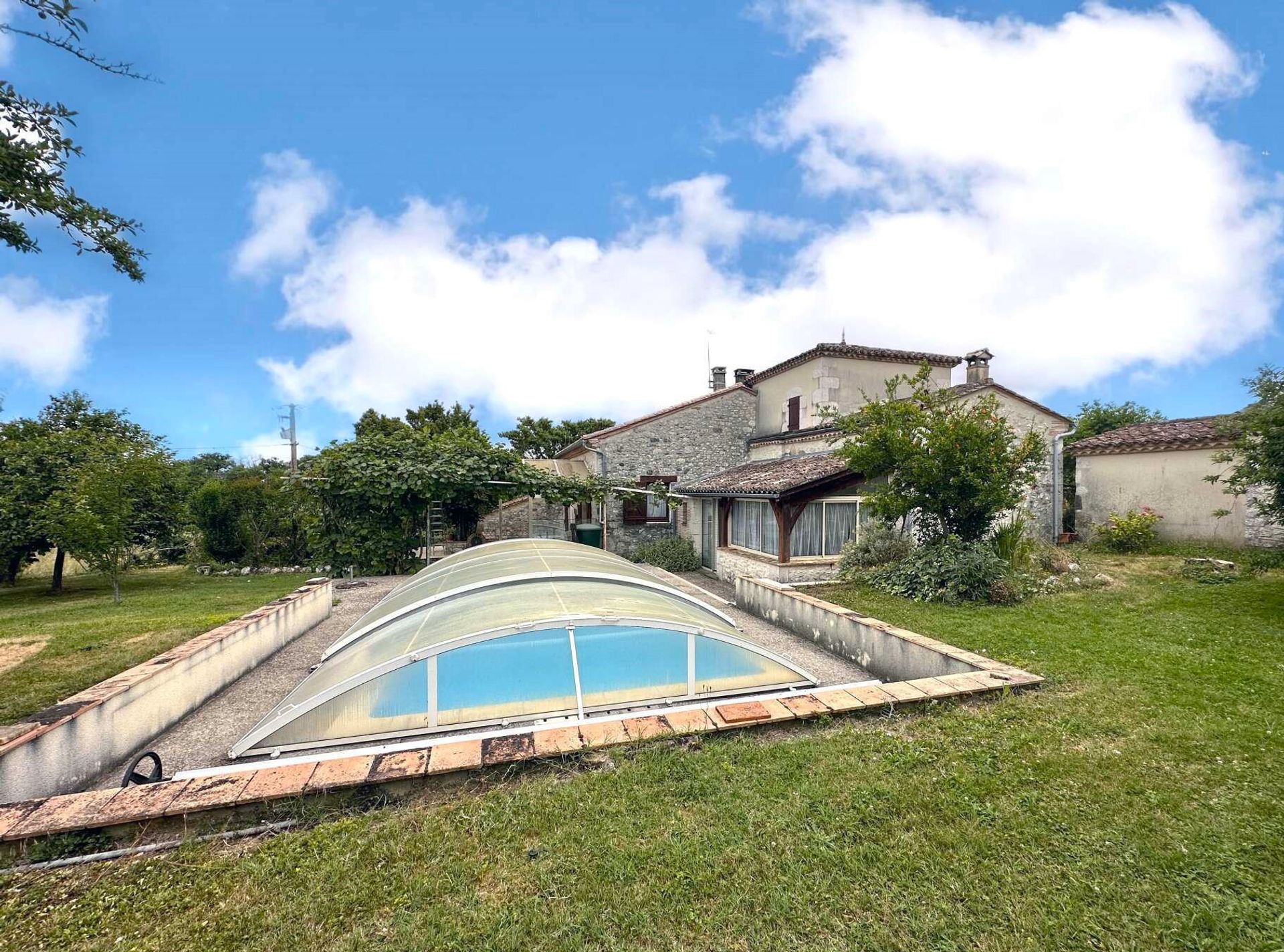 Casa nel Douzains, Nouvelle-Aquitaine 12339622