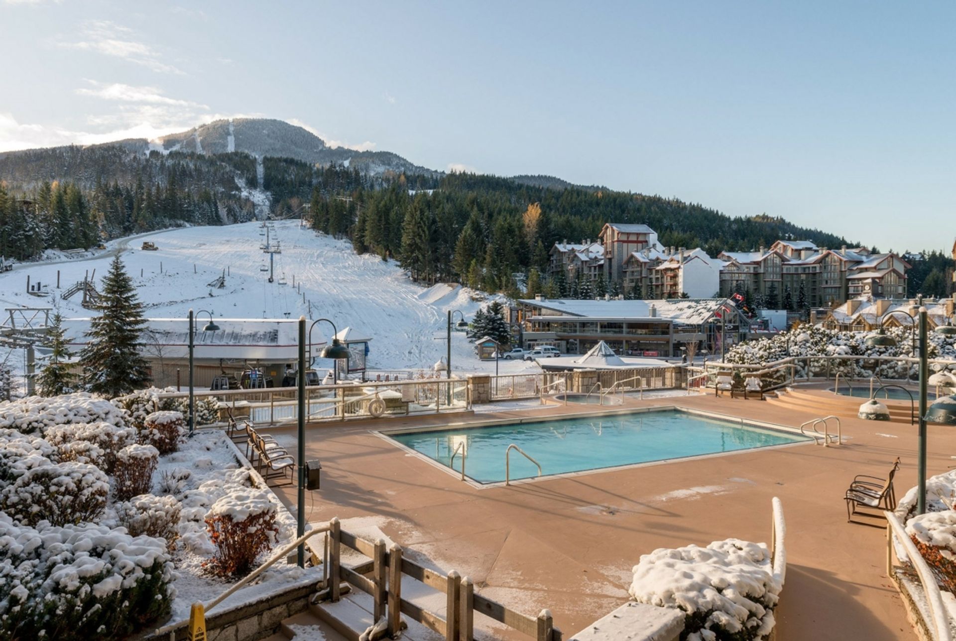 عمارات في Whistler, كولومبيا البريطانية 12339690