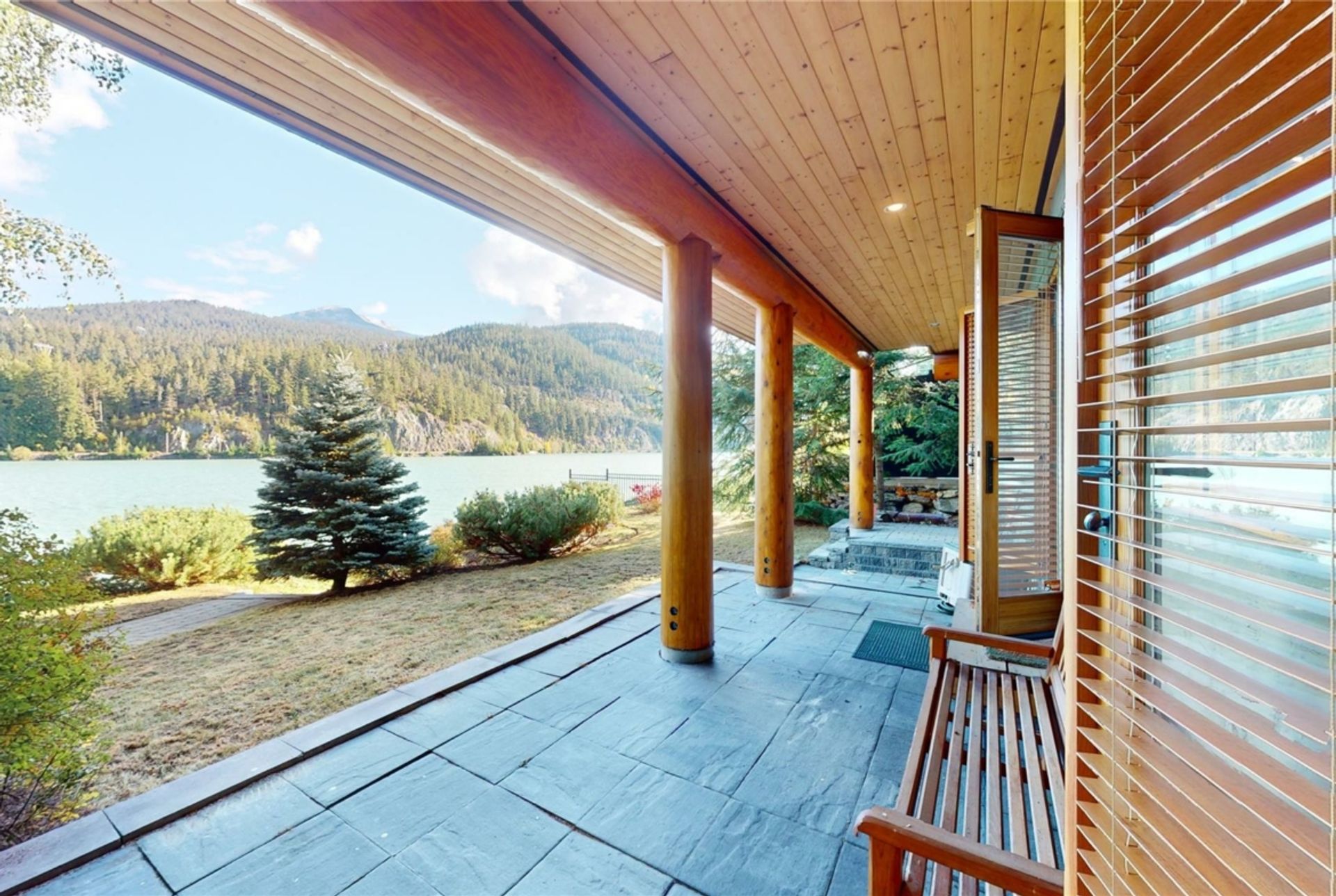 rumah dalam Whistler, British Columbia 12339709