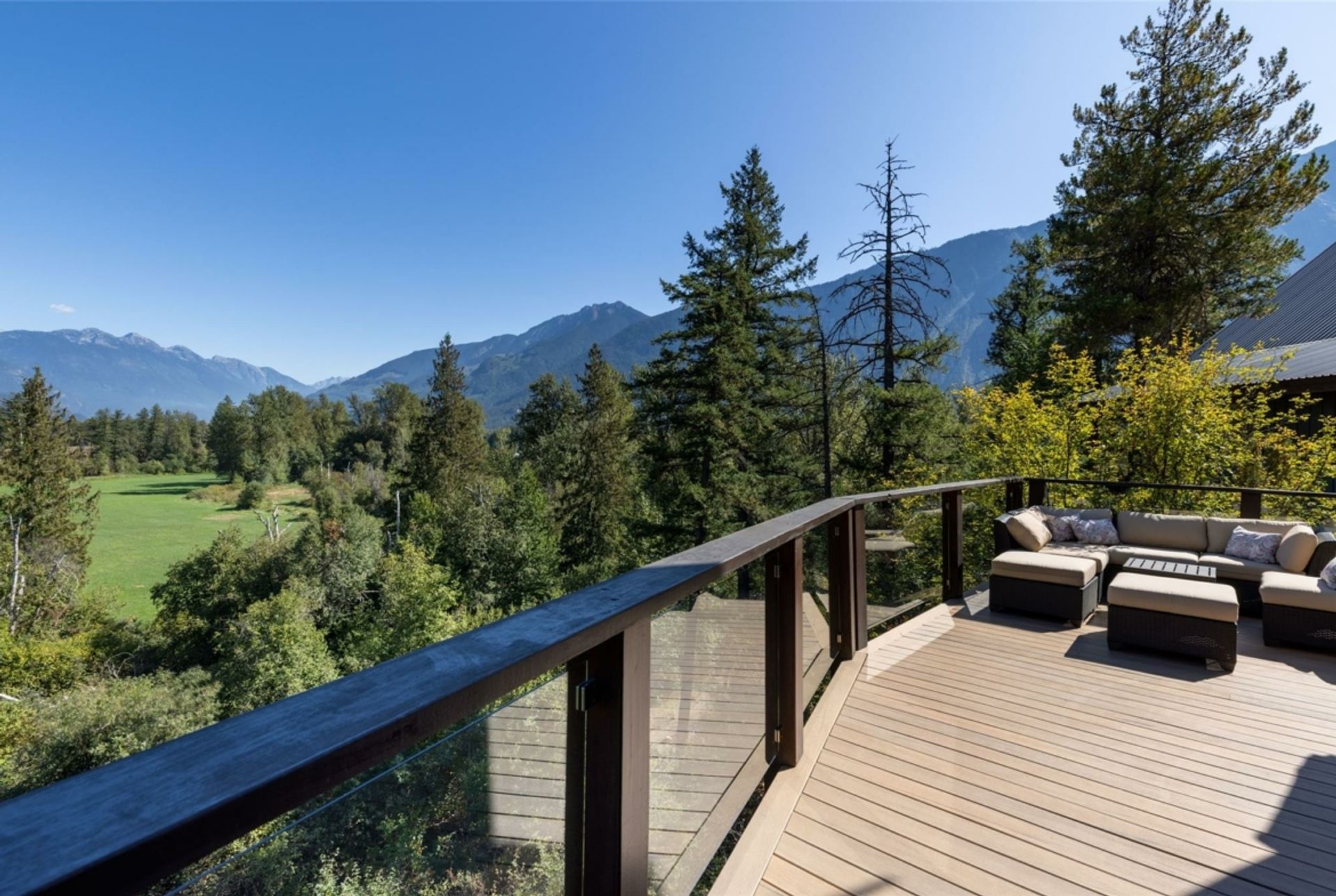 House in Pemberton, British Columbia 12339725