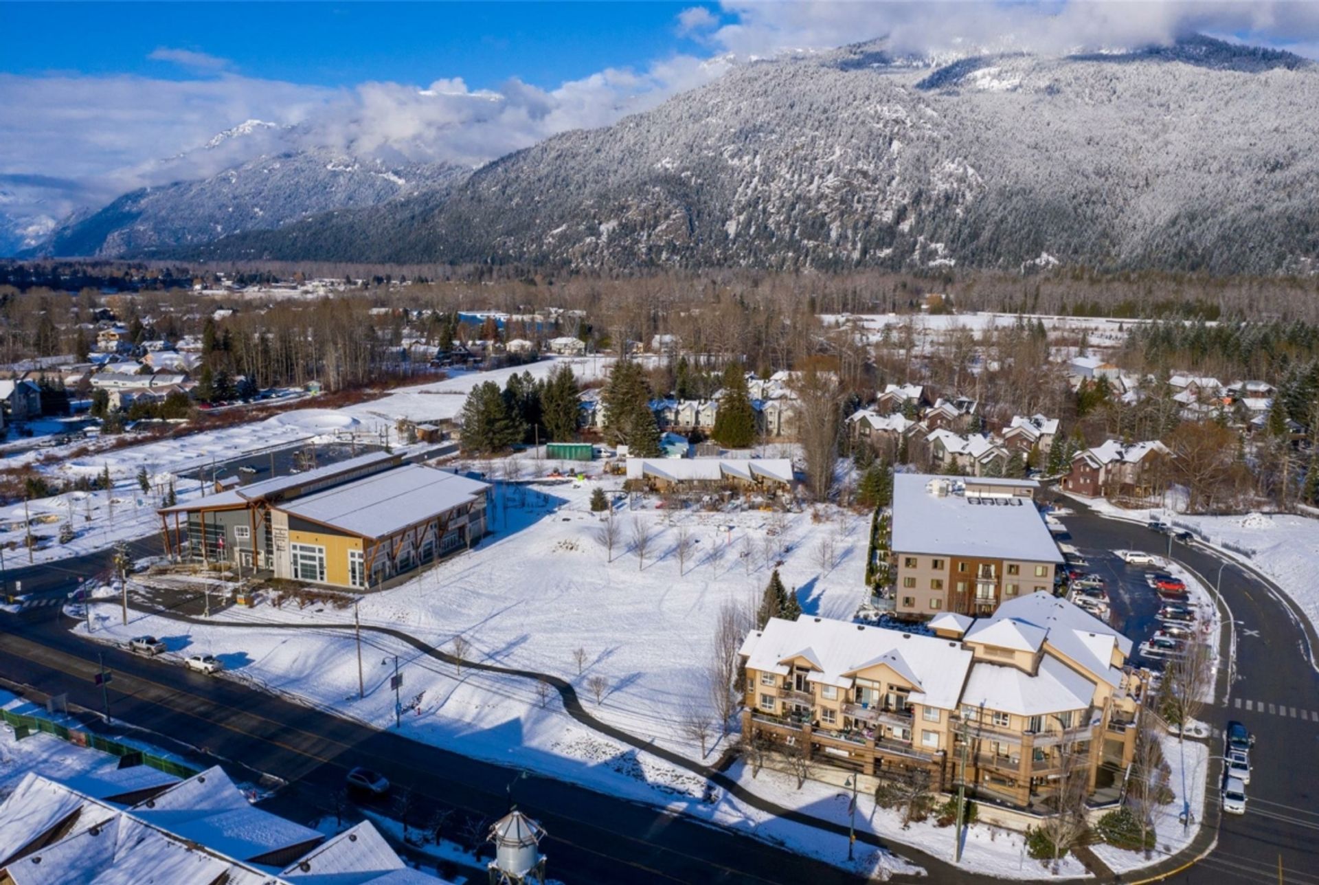 Condominium in Pemberton, British Columbia 12339735