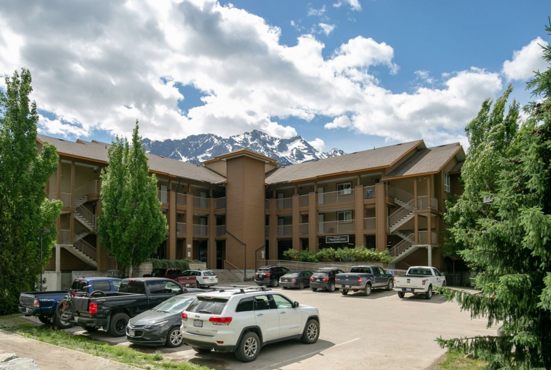 Condominium in Pemberton, British Columbia 12339735