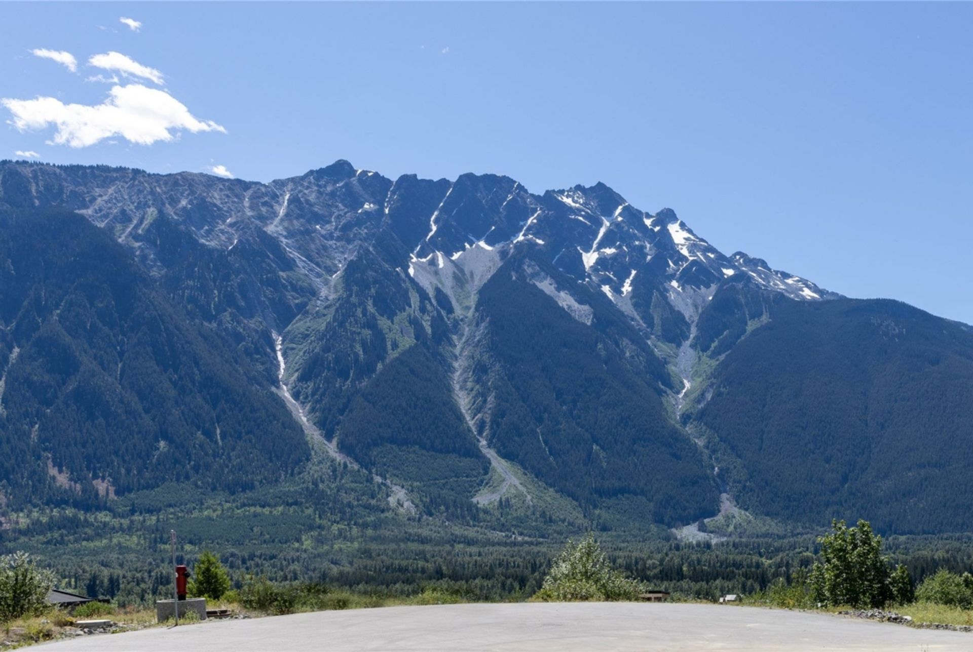 土地 在 Pemberton, British Columbia 12339737