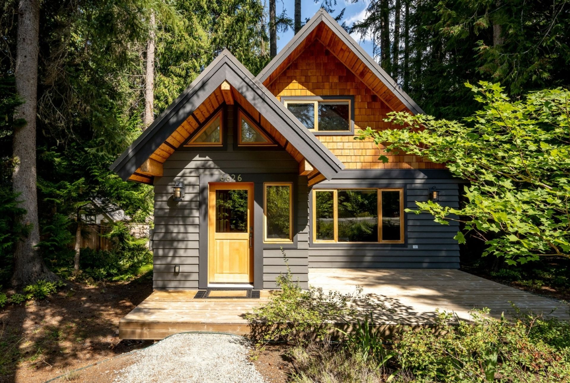 House in Whistler, British Columbia 12339749