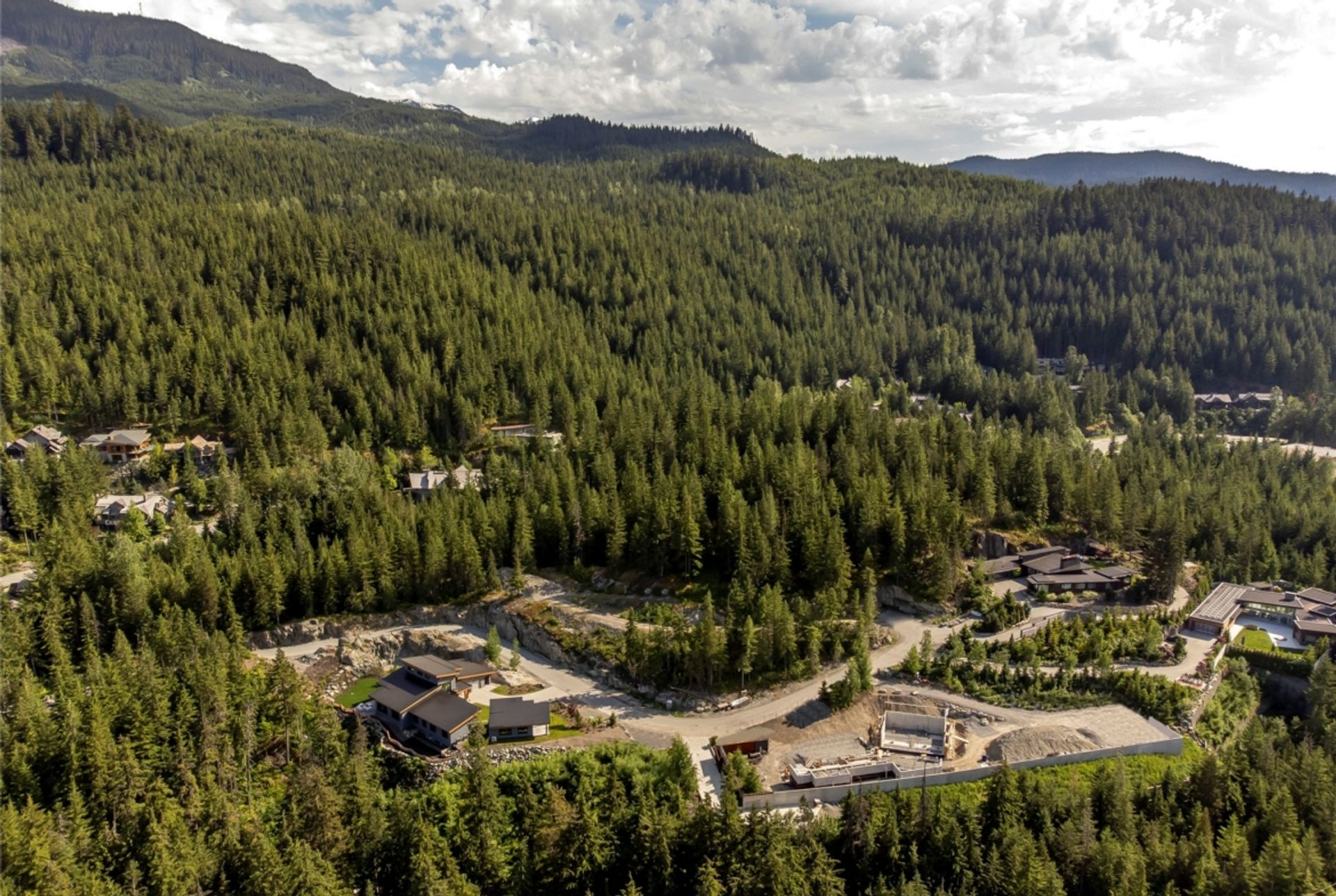 Земельные участки в Whistler, British Columbia 12339771