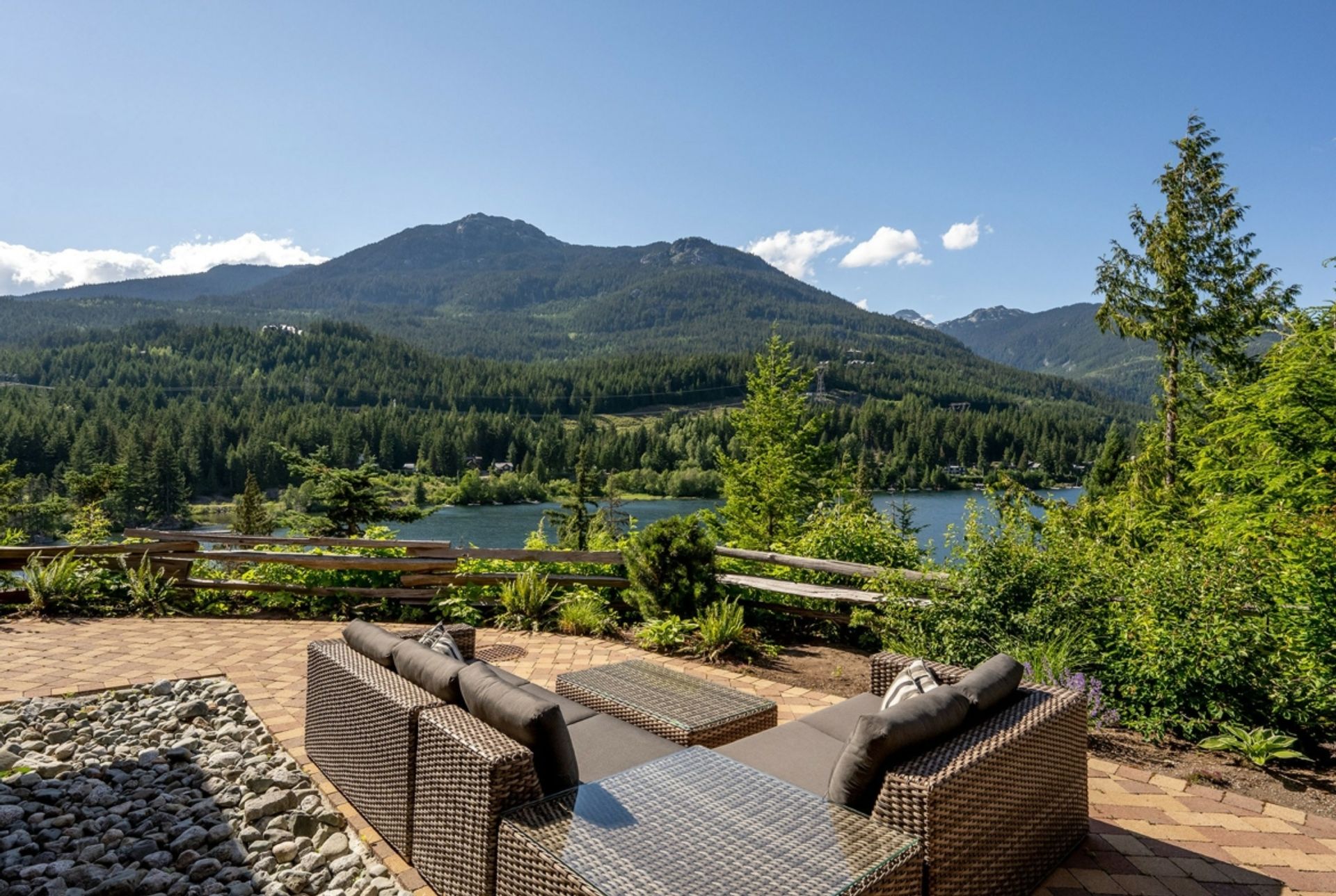 Haus im Whistler, British Columbia 12339772