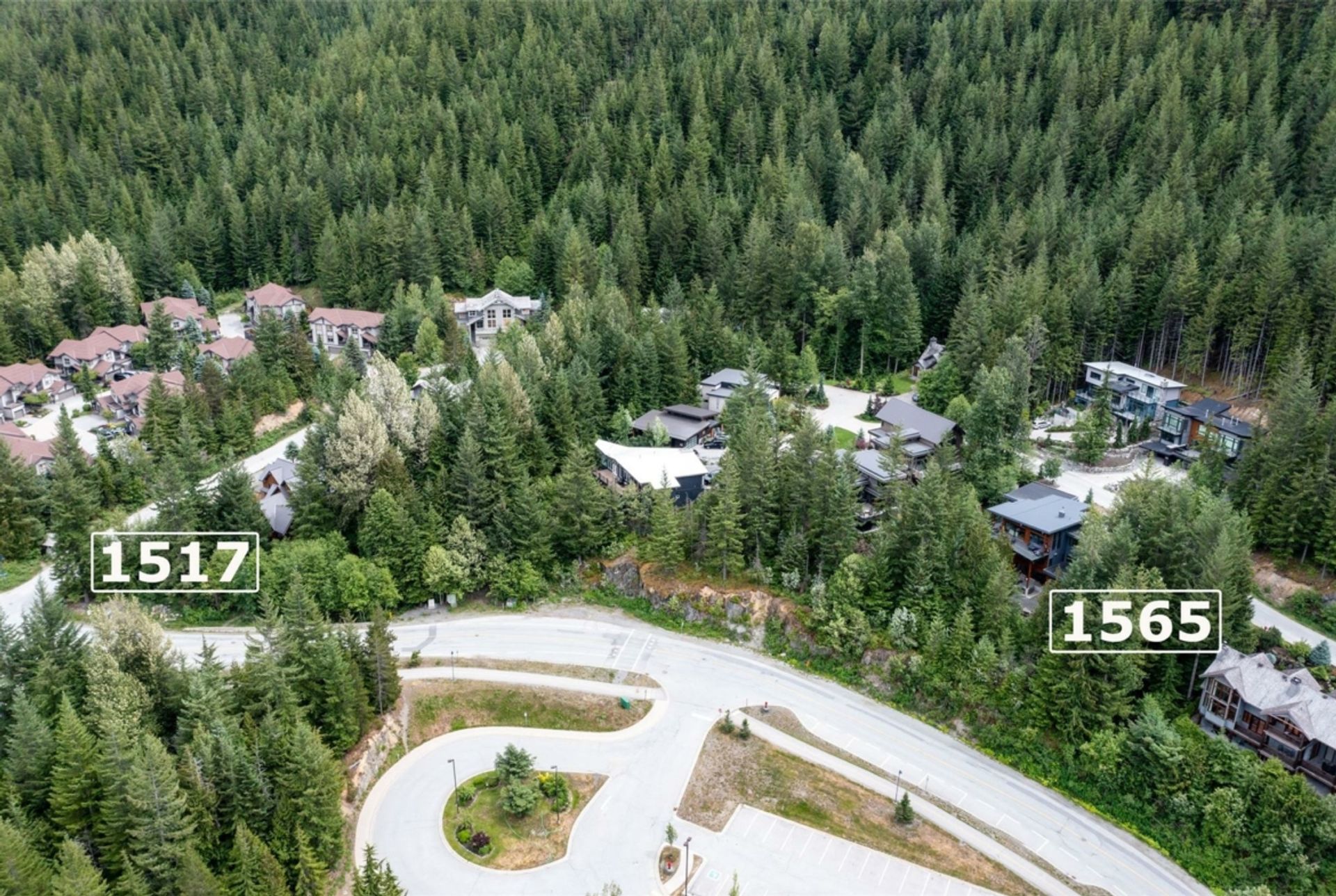 भूमि में Whistler, British Columbia 12339801