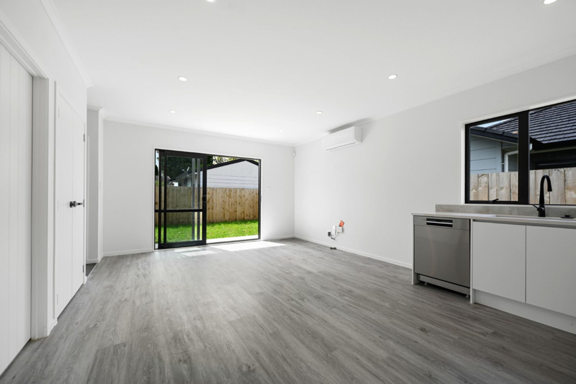 Condominio nel Hamilton, Waikato 12340385